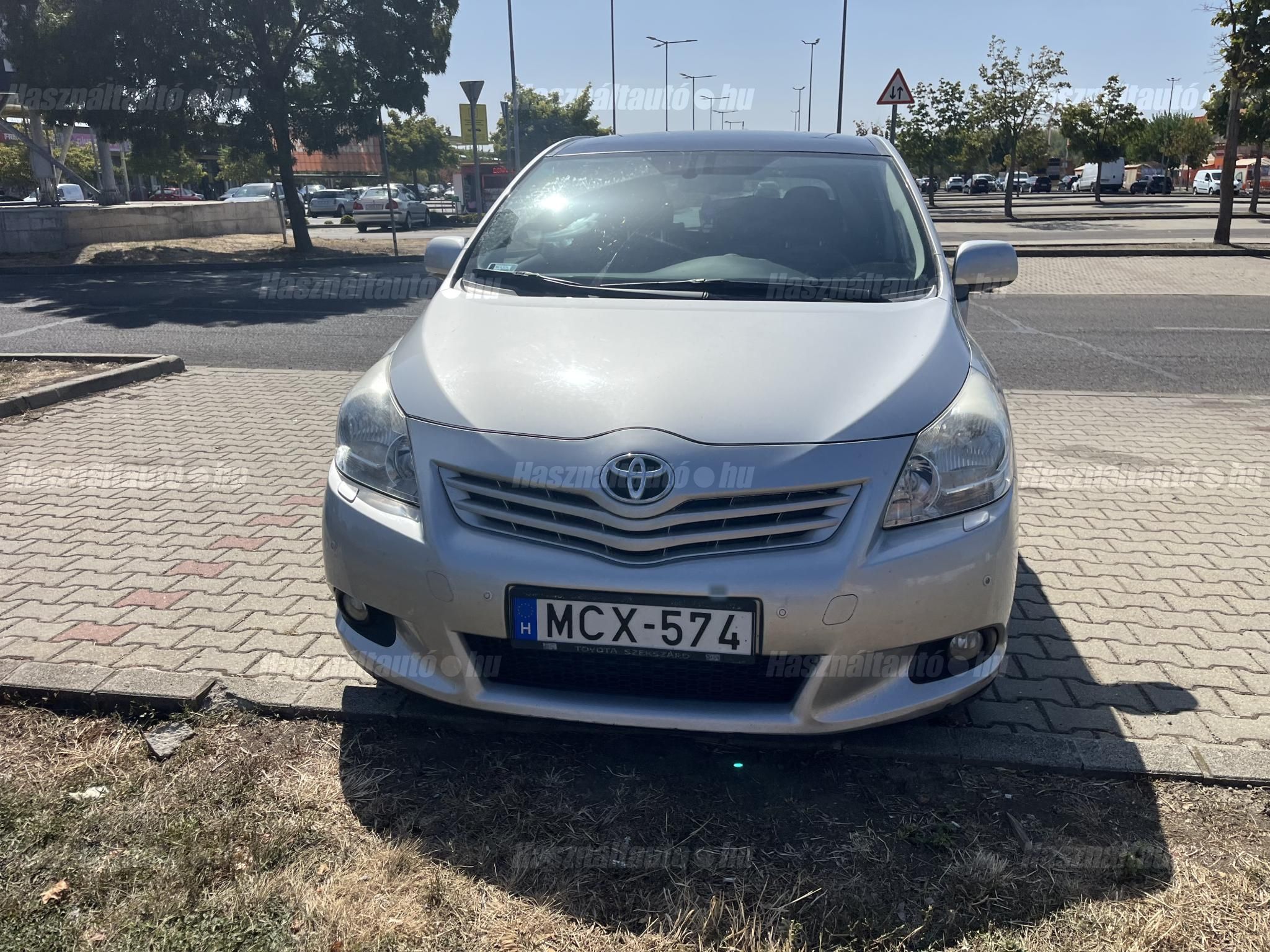TOYOTA VERSO 2012 - 1