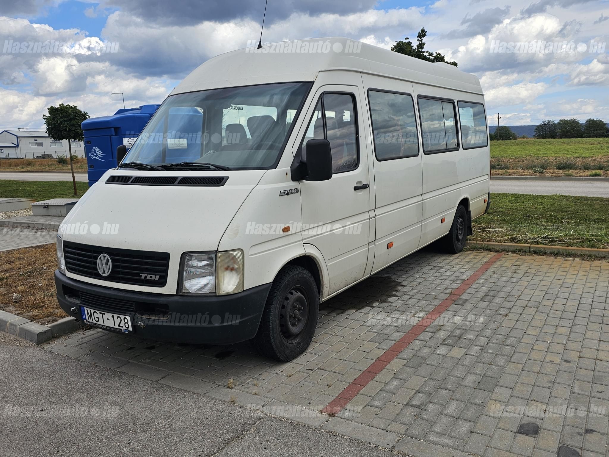 VOLKSWAGEN 1999/6 - 1