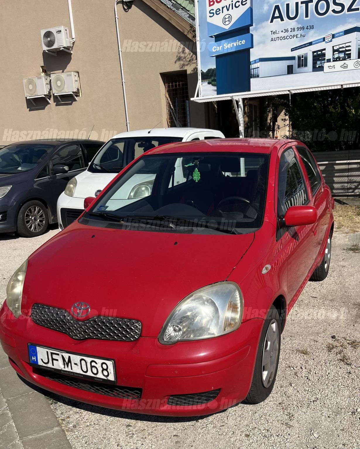 TOYOTA YARIS 2004/7 - 1