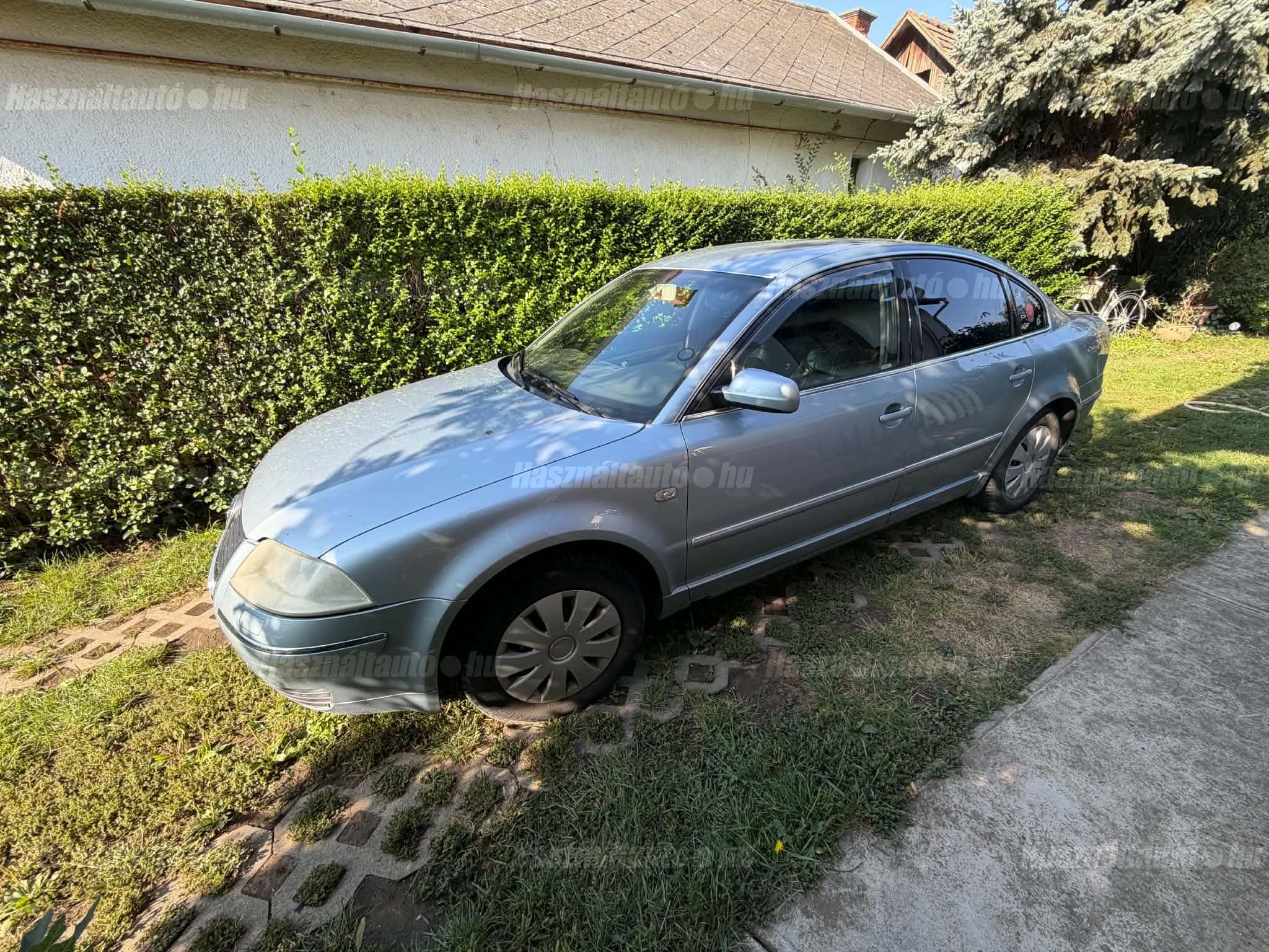 VOLKSWAGEN PASSAT V 2001/12 - 1