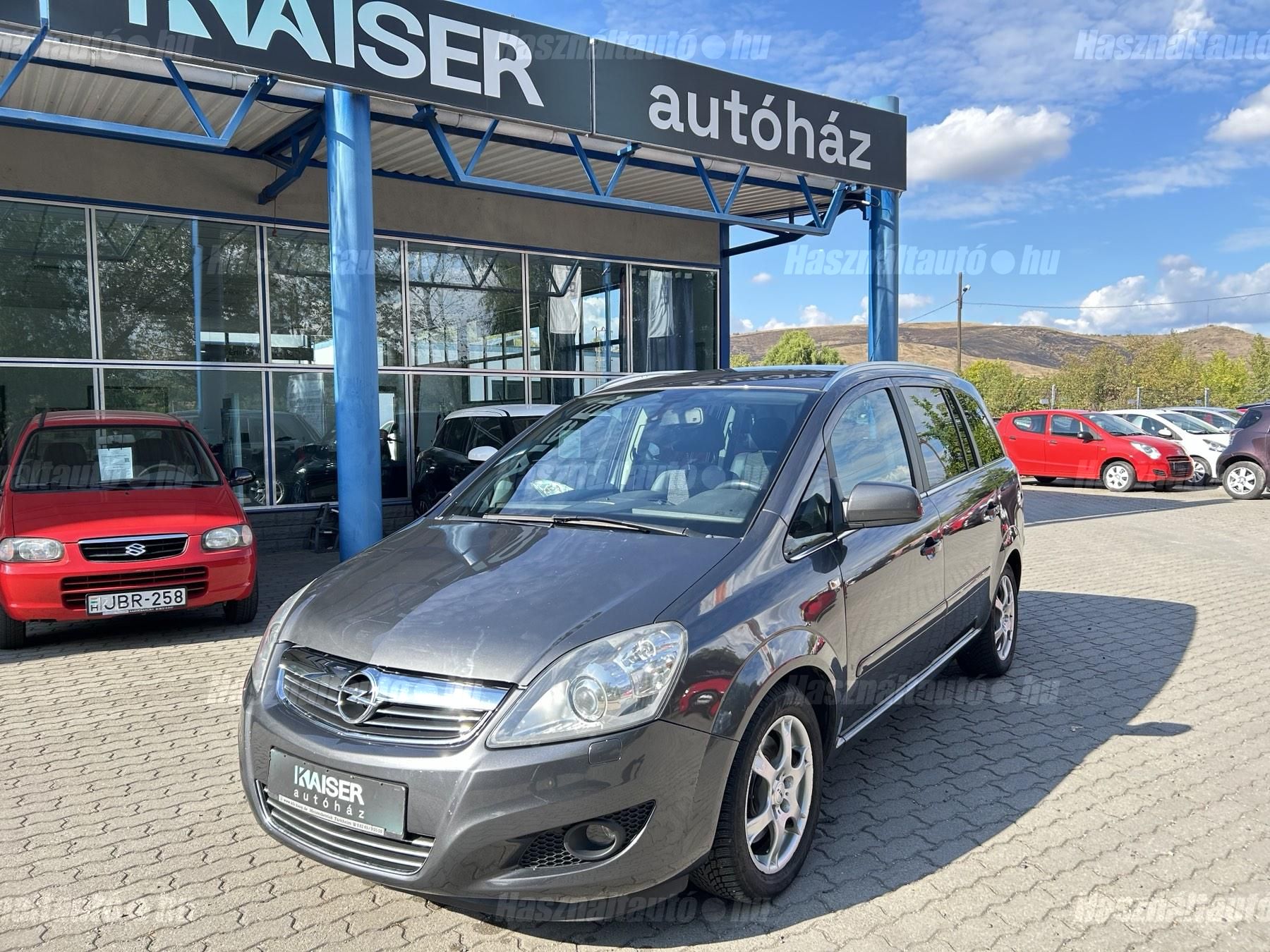 OPEL ZAFIRA B 2010/6 - 1