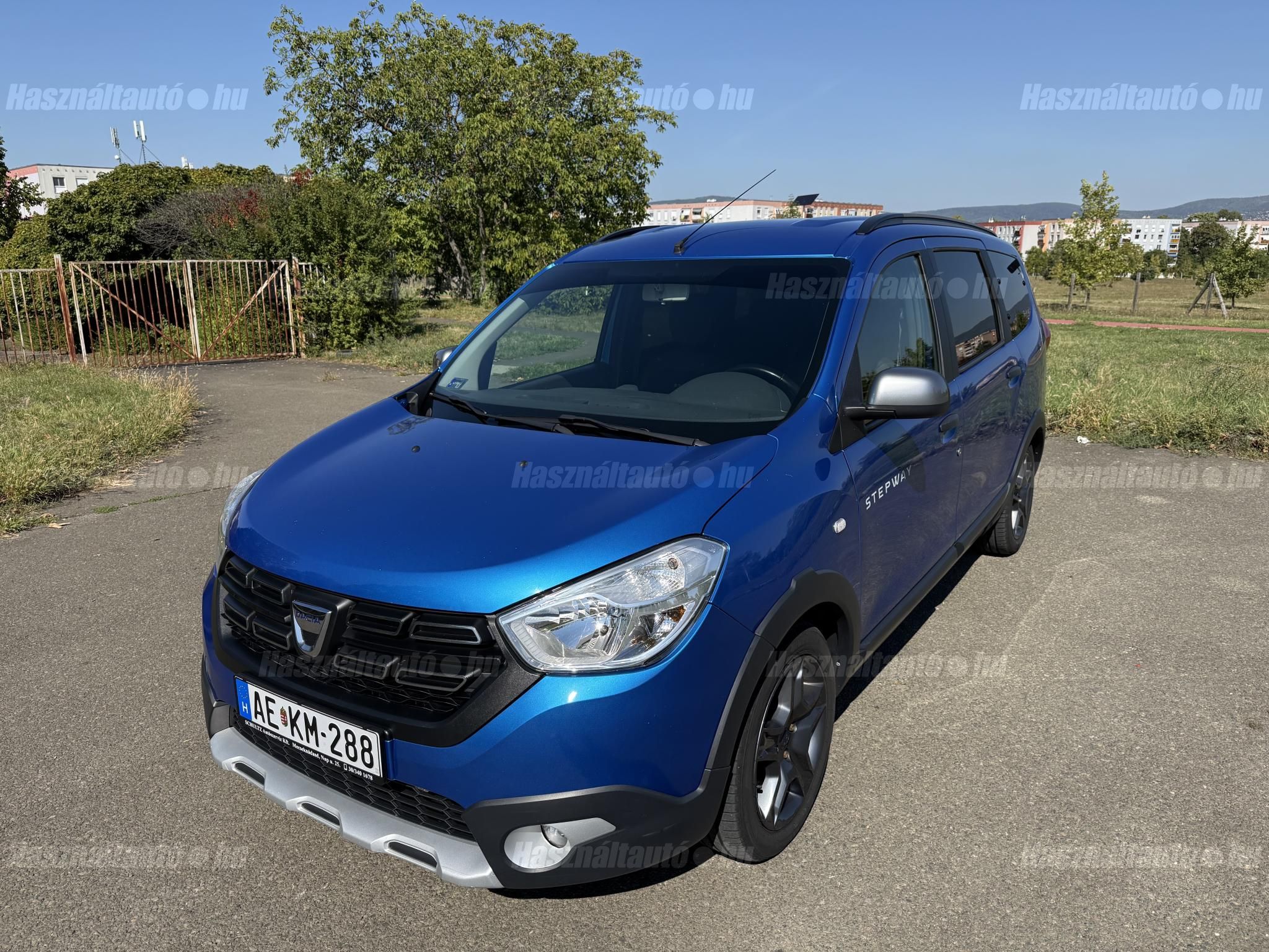 DACIA LODGY 2017/12 - 1
