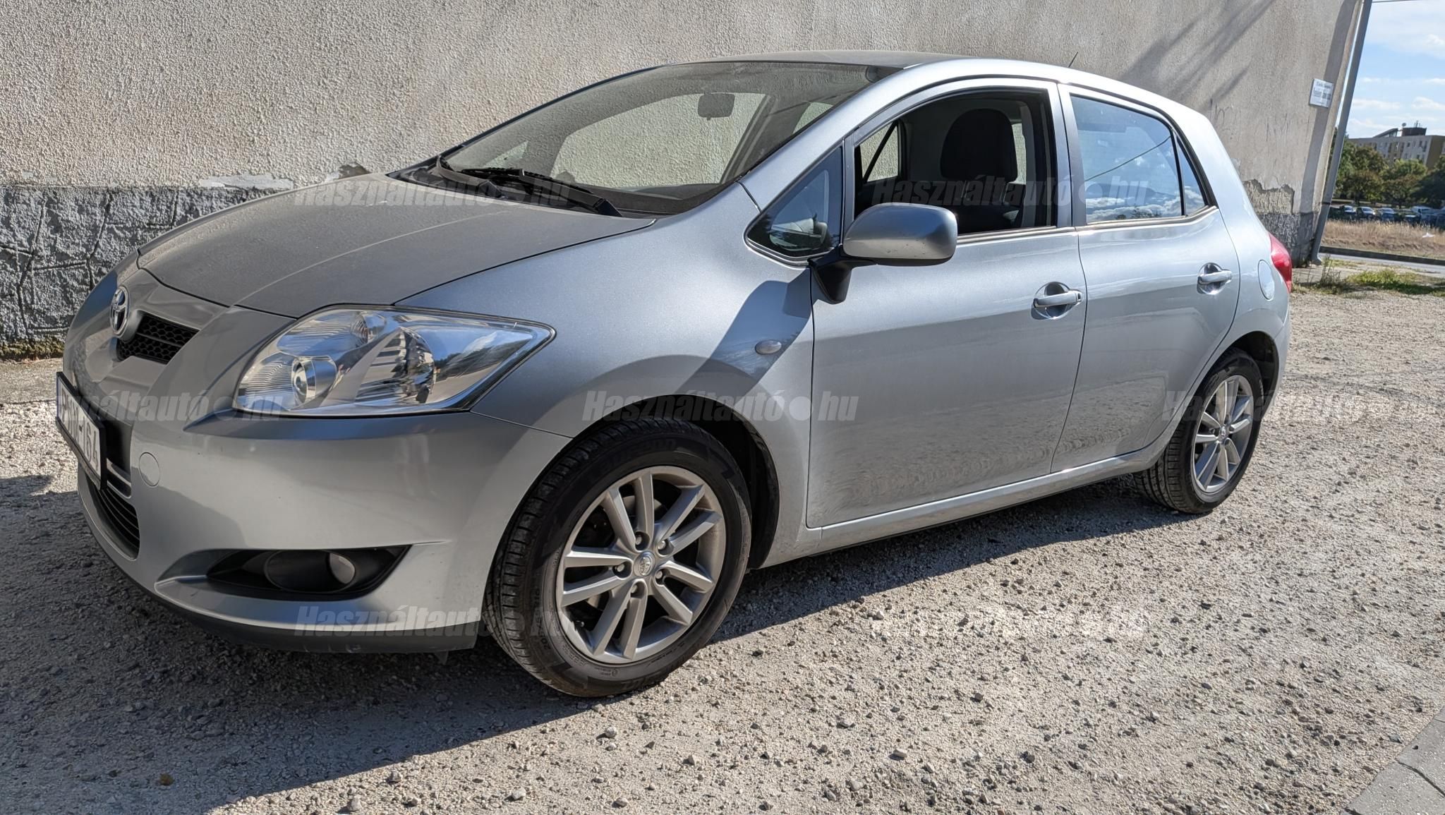 TOYOTA AURIS 2008/3 - 1