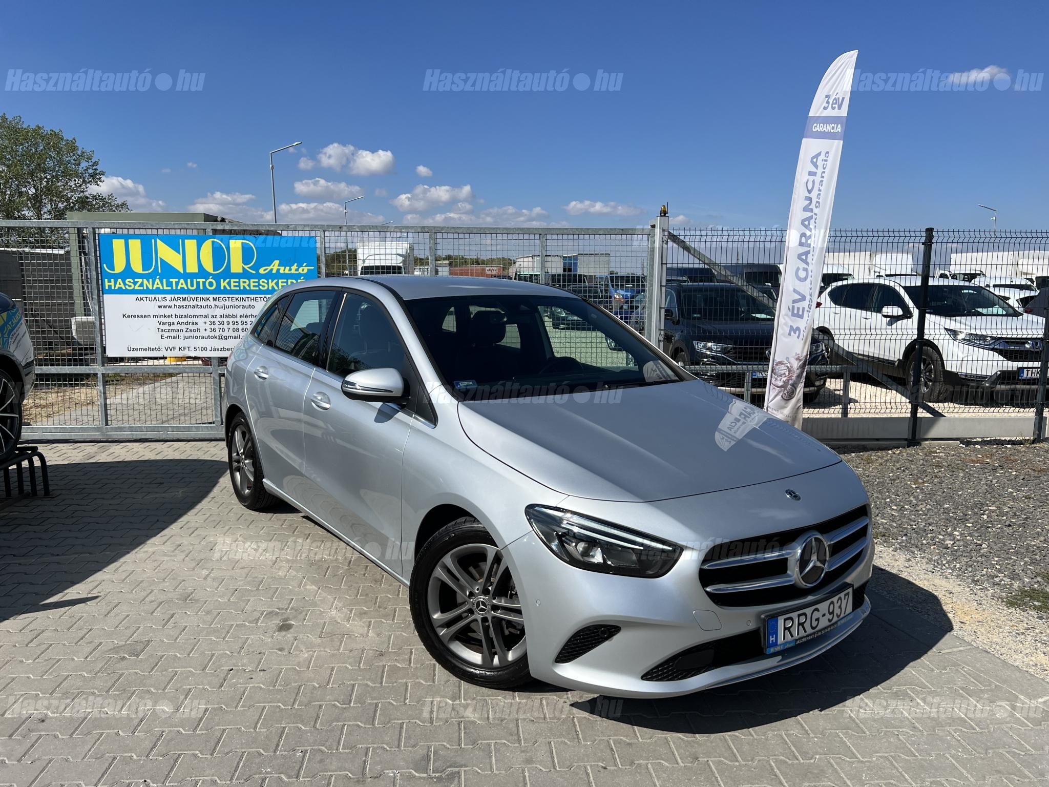 MERCEDES-BENZ B 180 2019/8 - 1