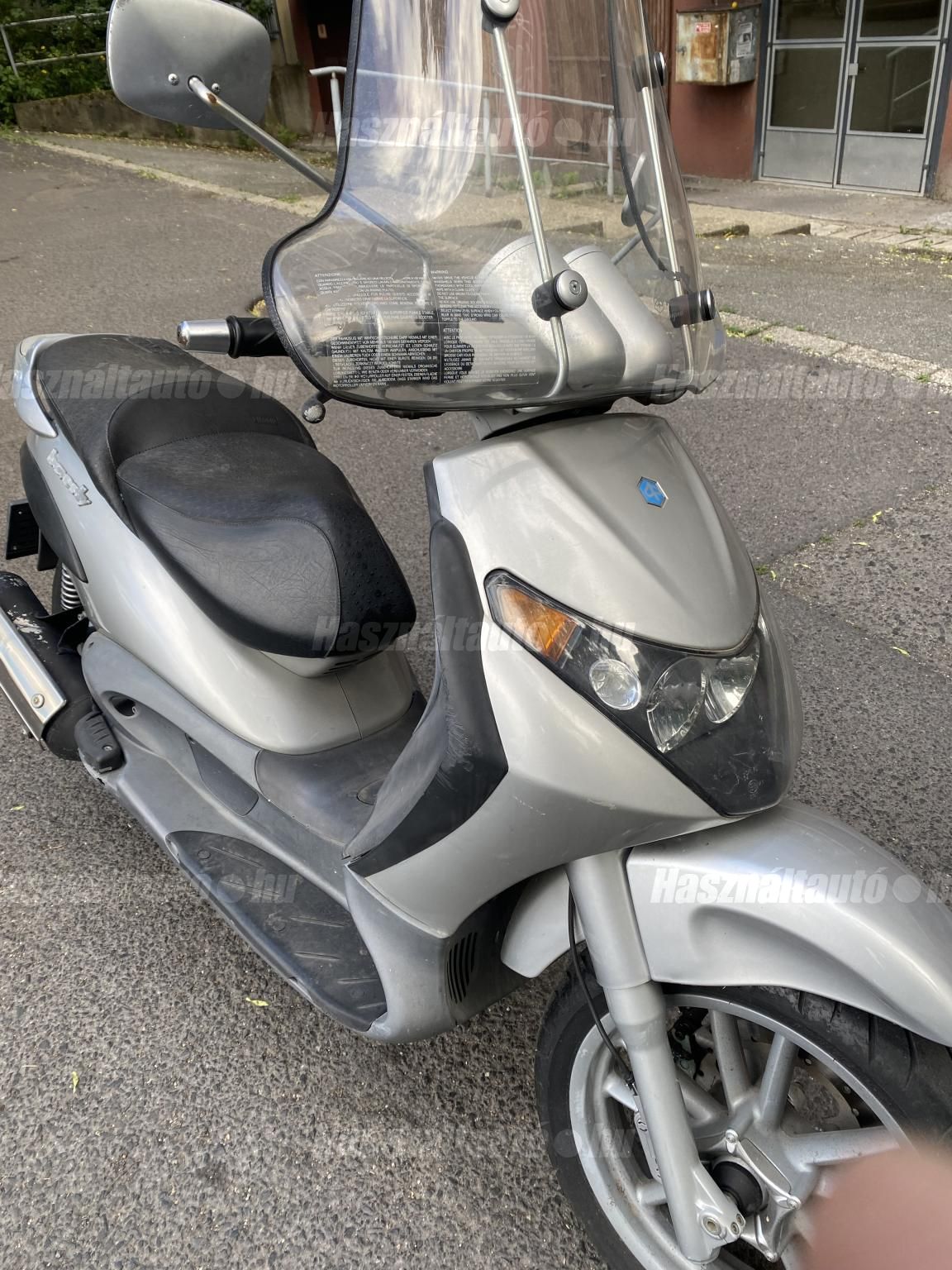 PIAGGIO BEVERLY 200 2002/9 - 1
