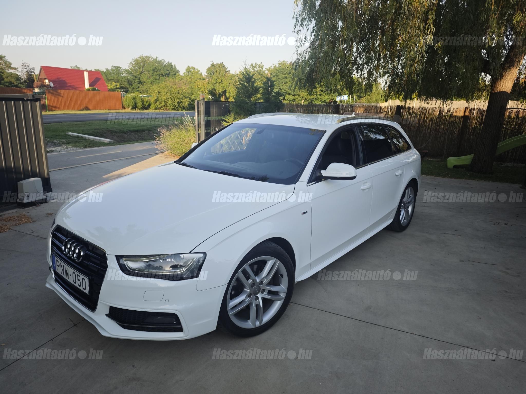 AUDI A4 2014/12 - 1