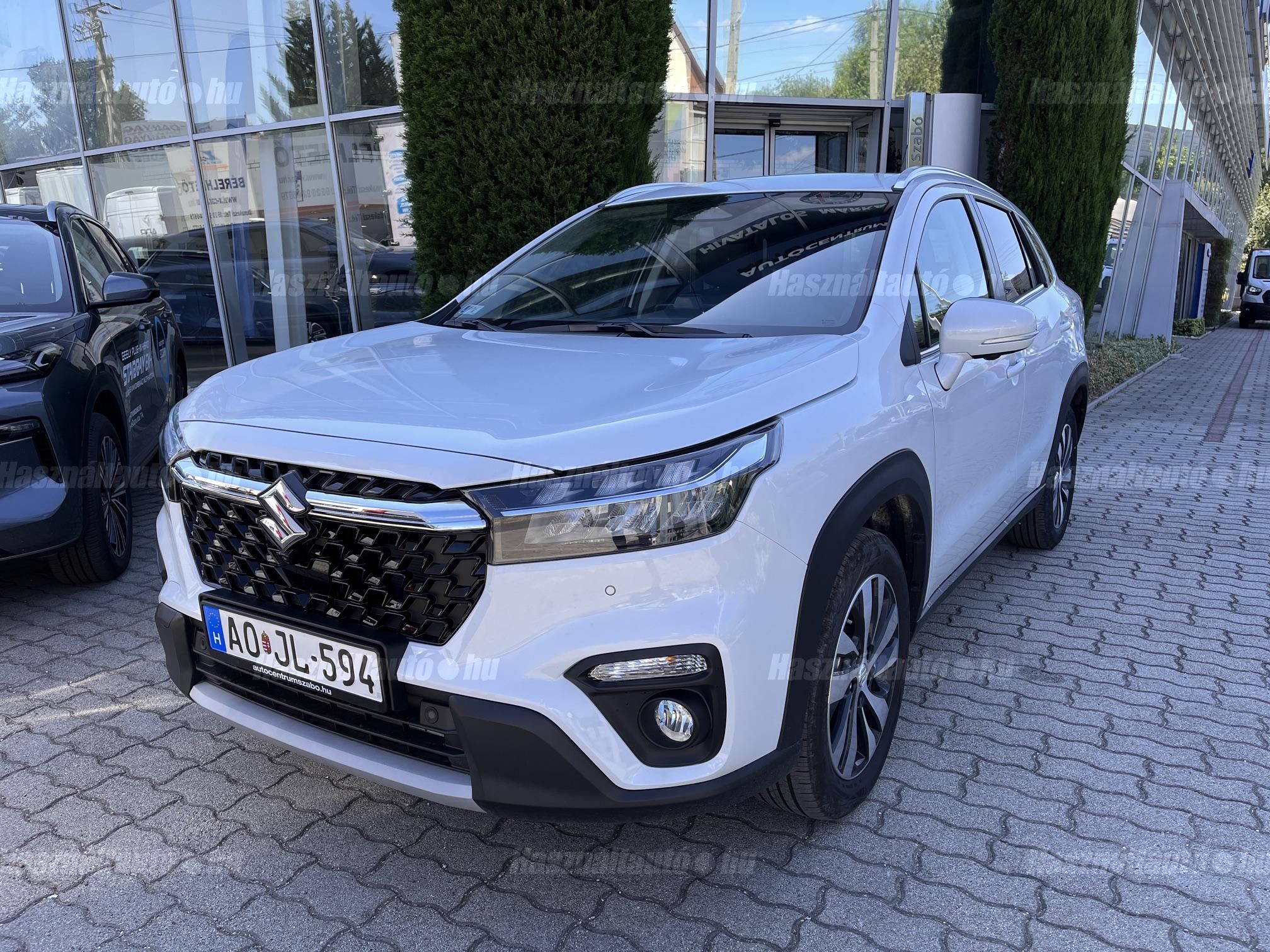 SUZUKI S-CROSS 2025/12 - 1