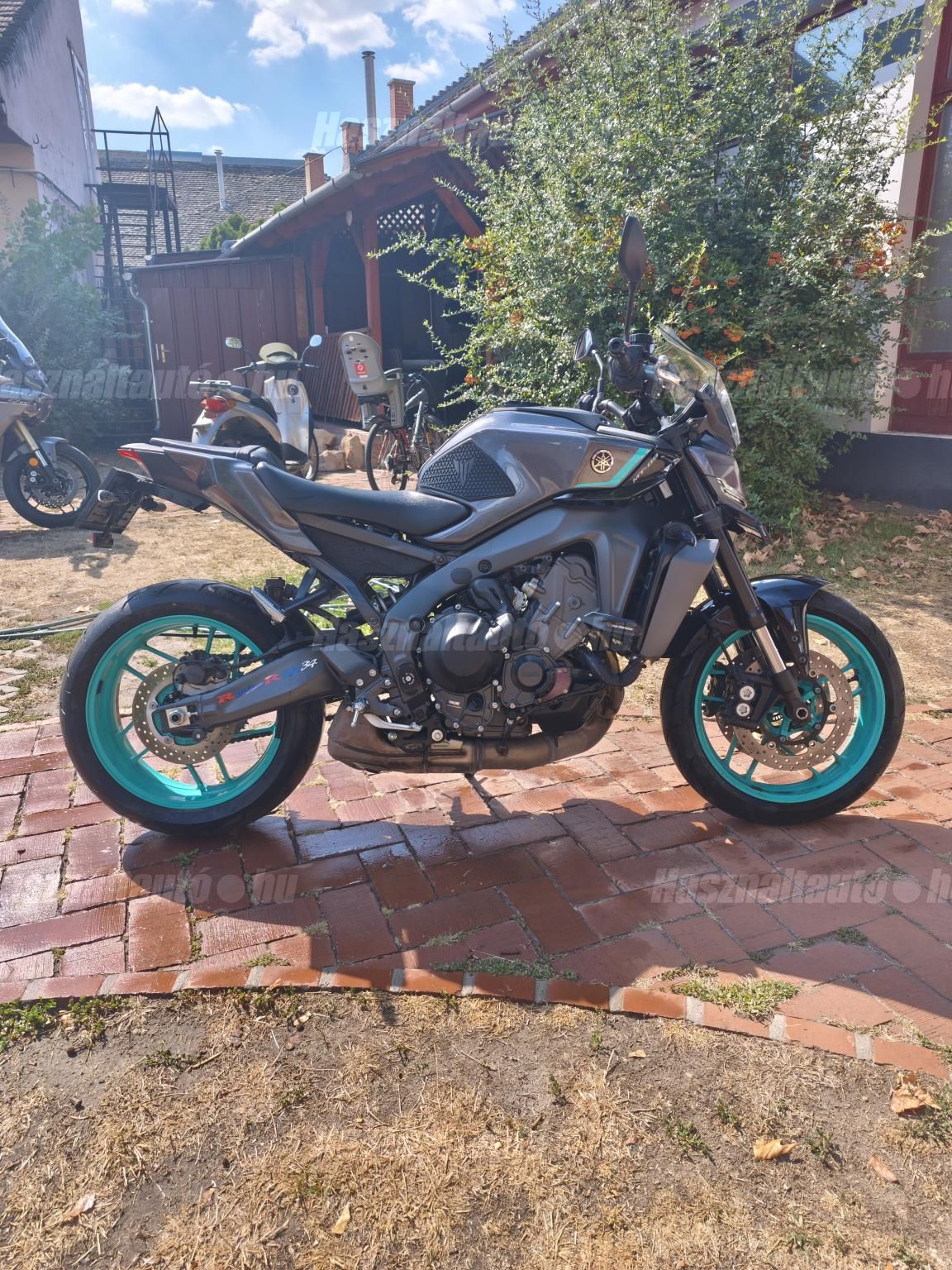 YAMAHA MT-09 2024 - 1