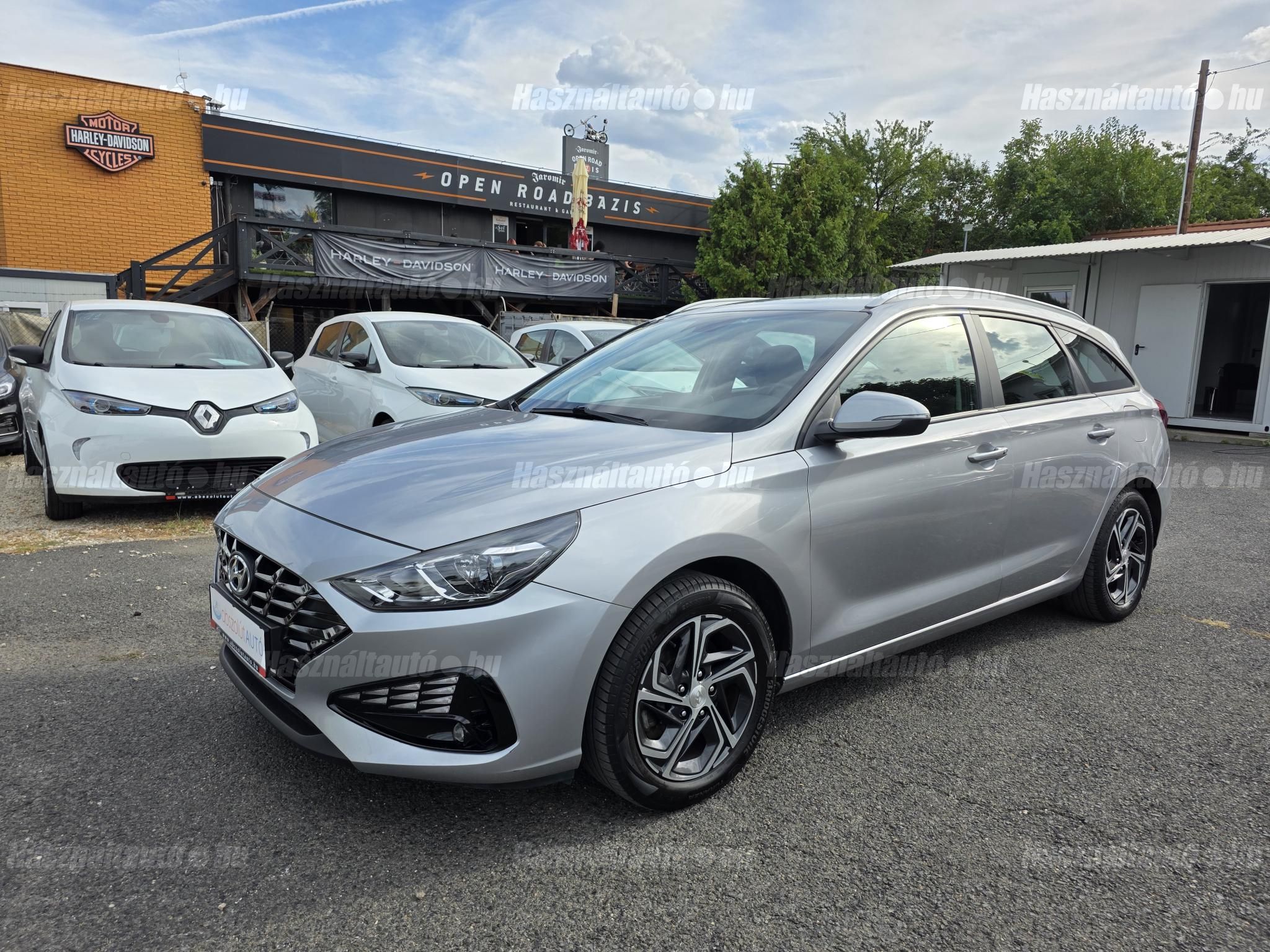 HYUNDAI I30 2021/10 - 1