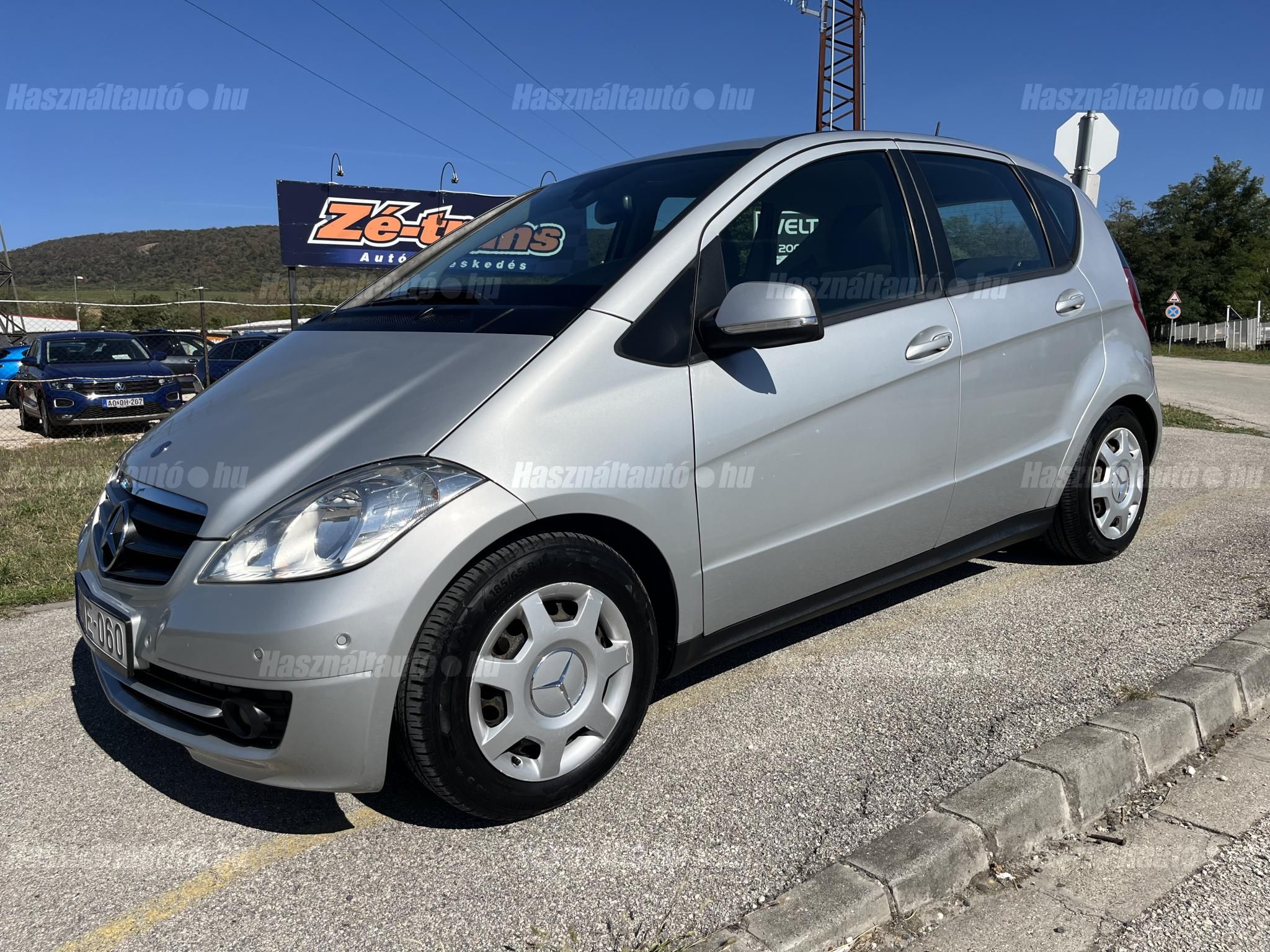 MERCEDES-BENZ A 180 2009/6 - 1