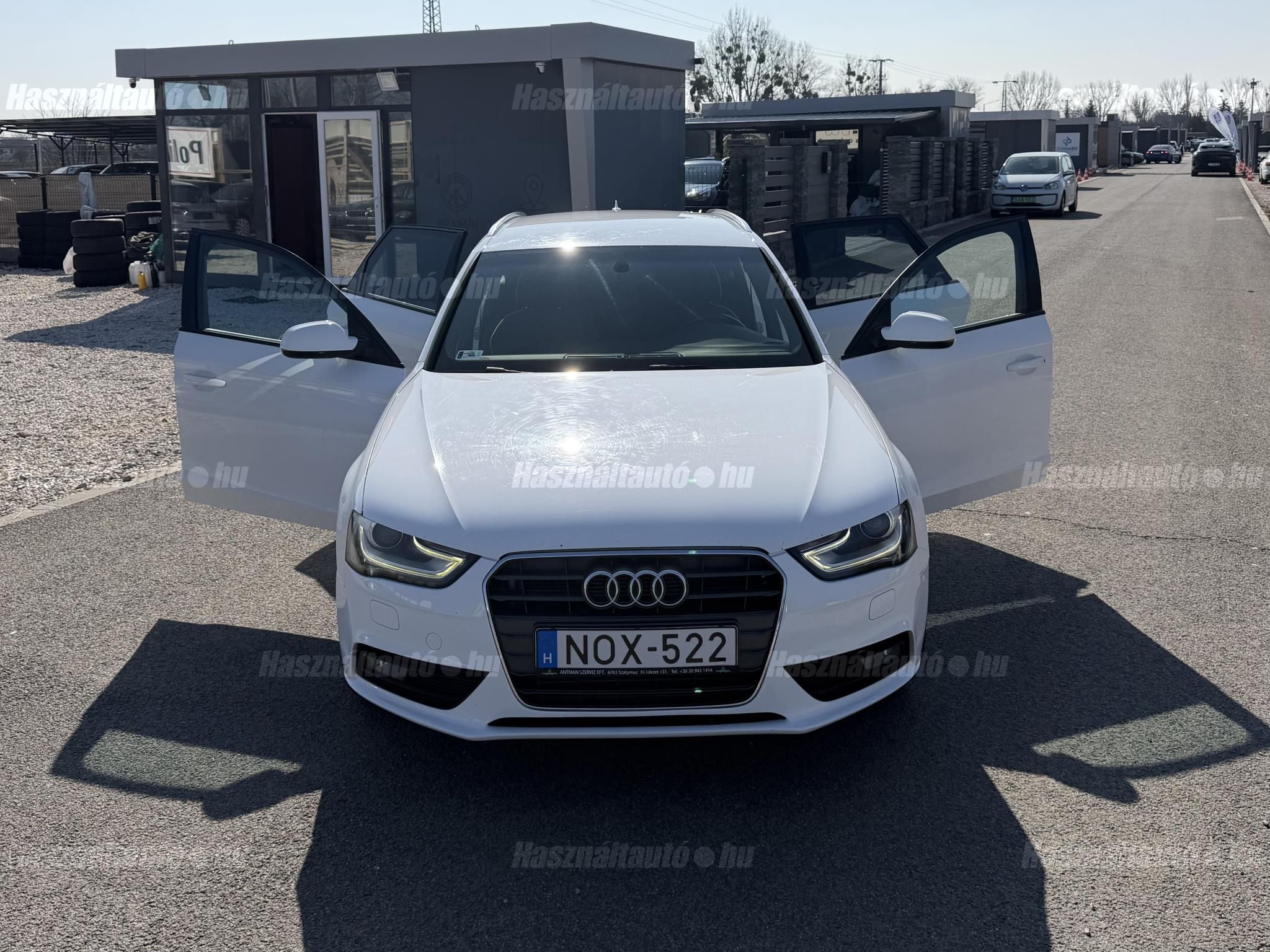 AUDI A4 2012/11 - 1