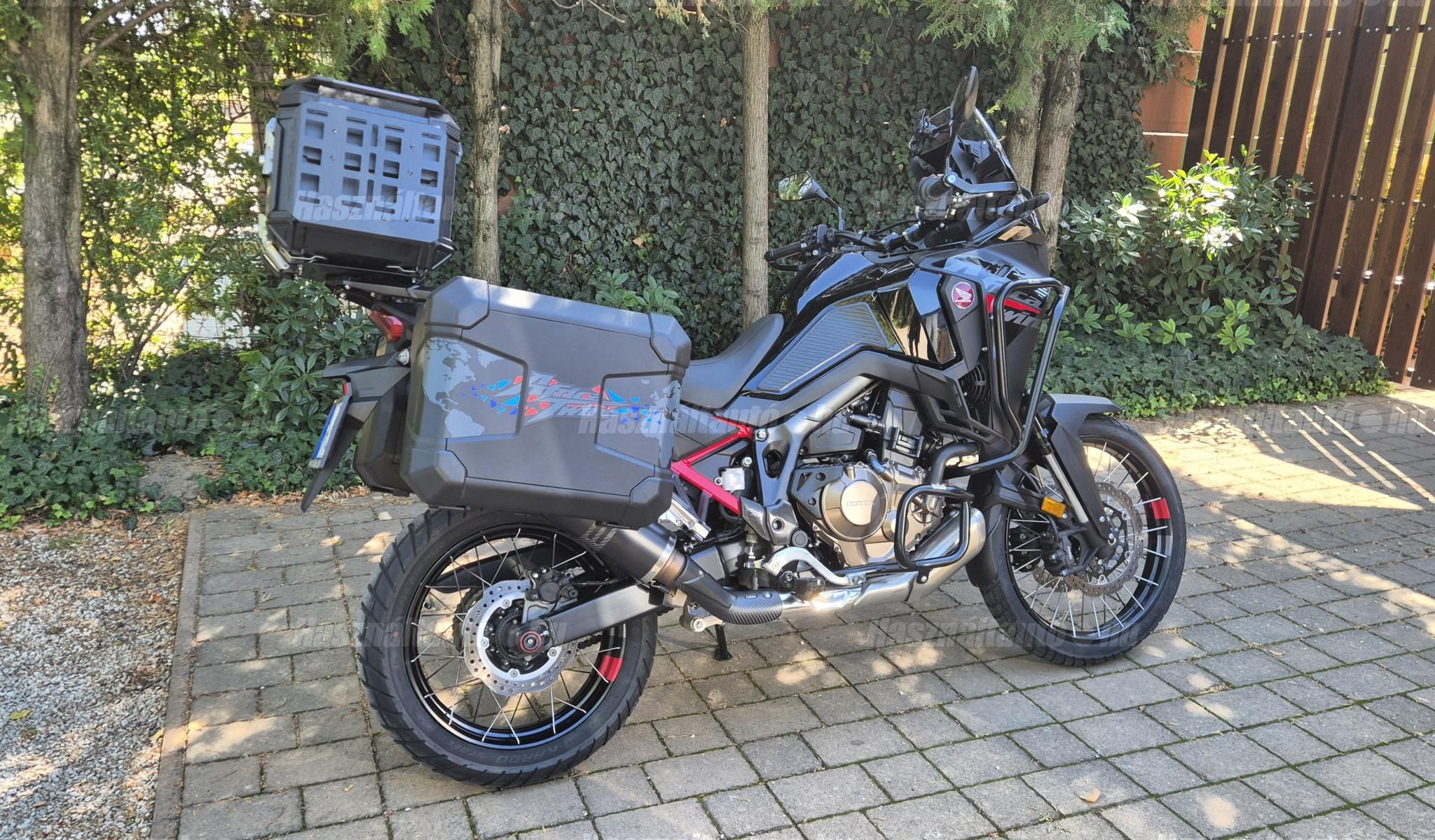 HONDA CRF 1100 AFRICA TWIN 2025 - 1