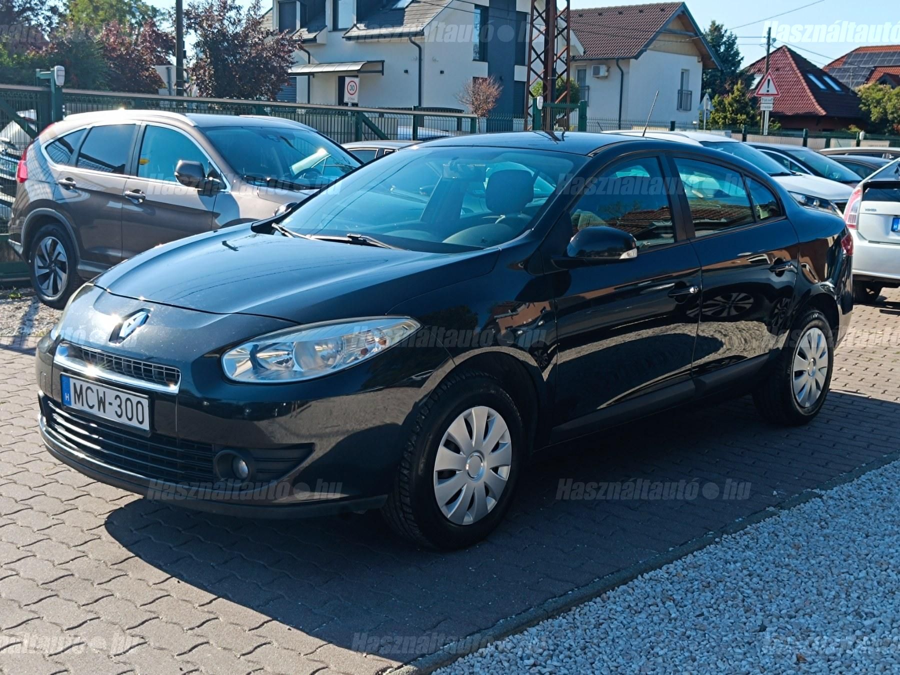 RENAULT FLUENCE 2012/5 - 1