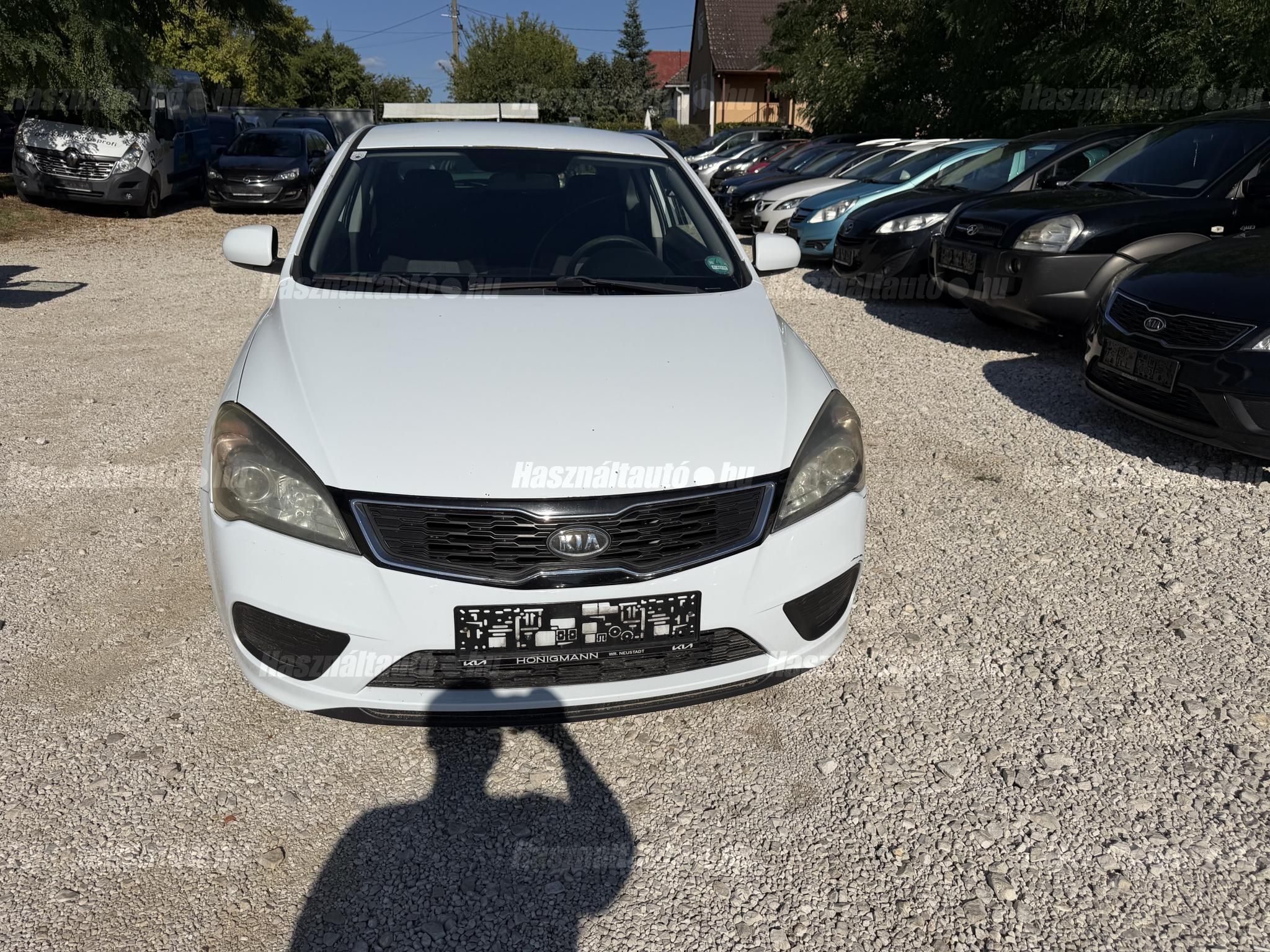 KIA PRO CEE'D 2013/5 - 1