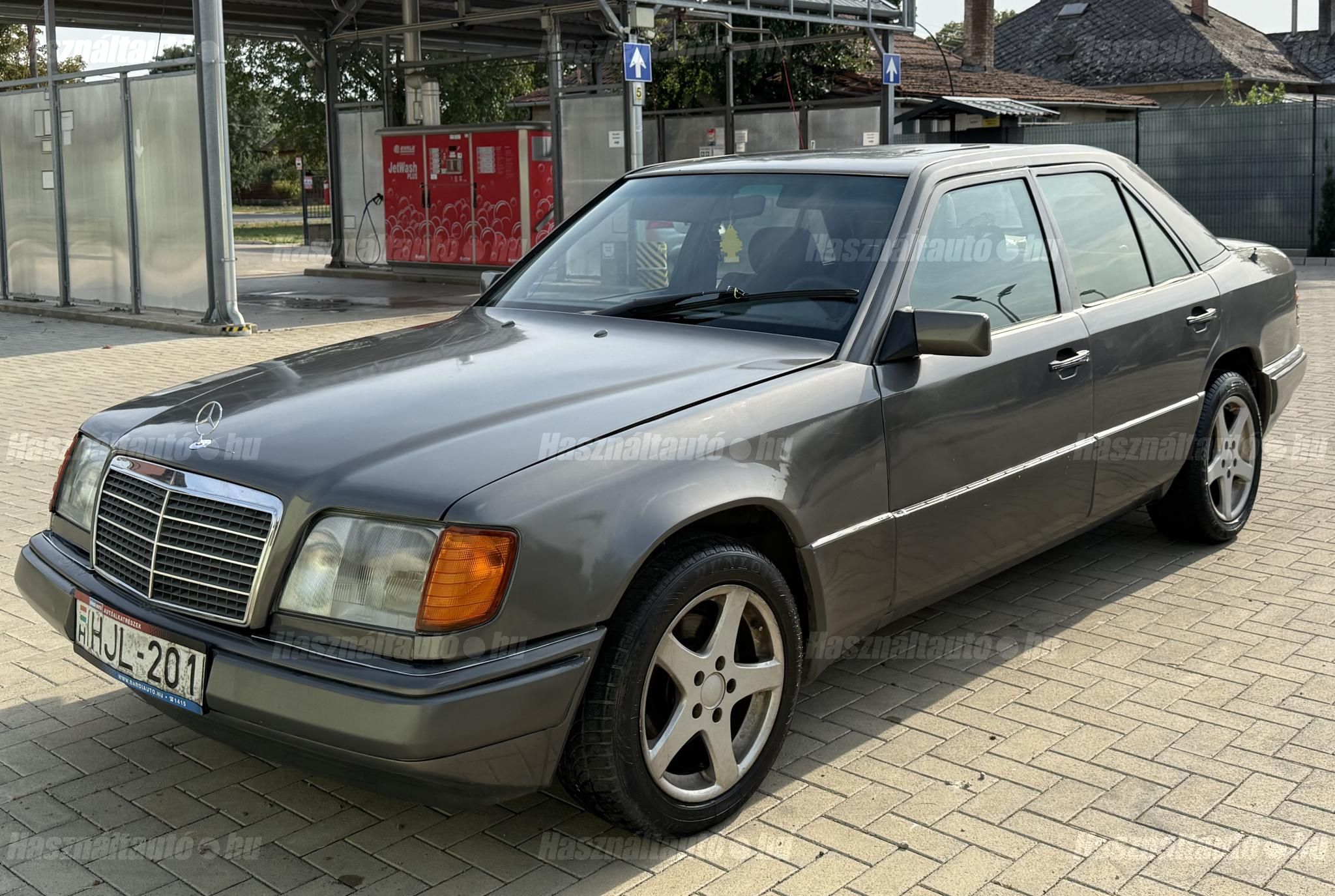 MERCEDES-BENZ W 124 1994/12 - 1