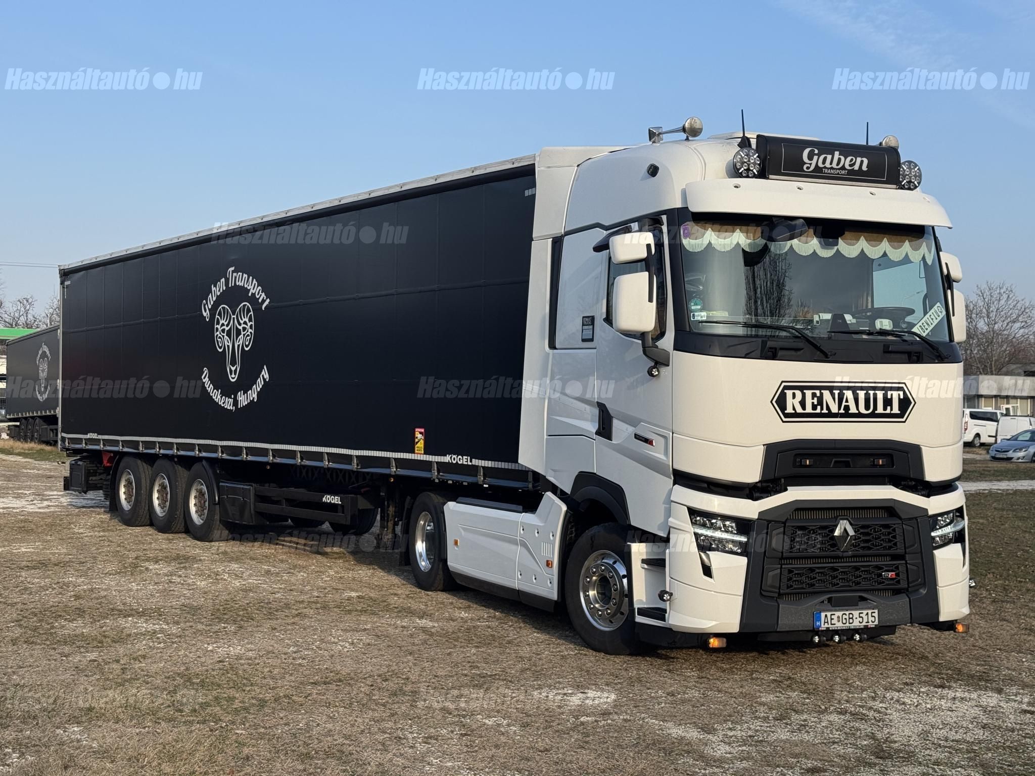 RENAULT 2023/10 - 1