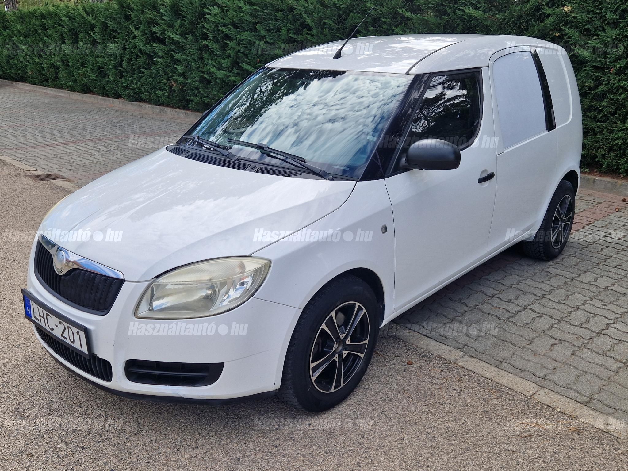 SKODA ROOMSTER 2009/10 - 1