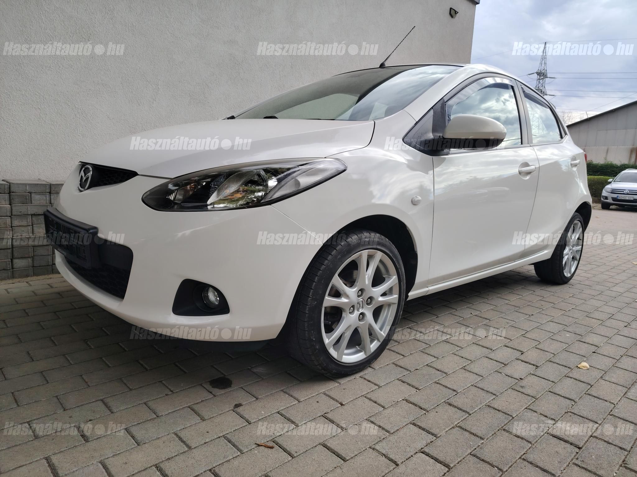MAZDA 2 2009/6 - 1