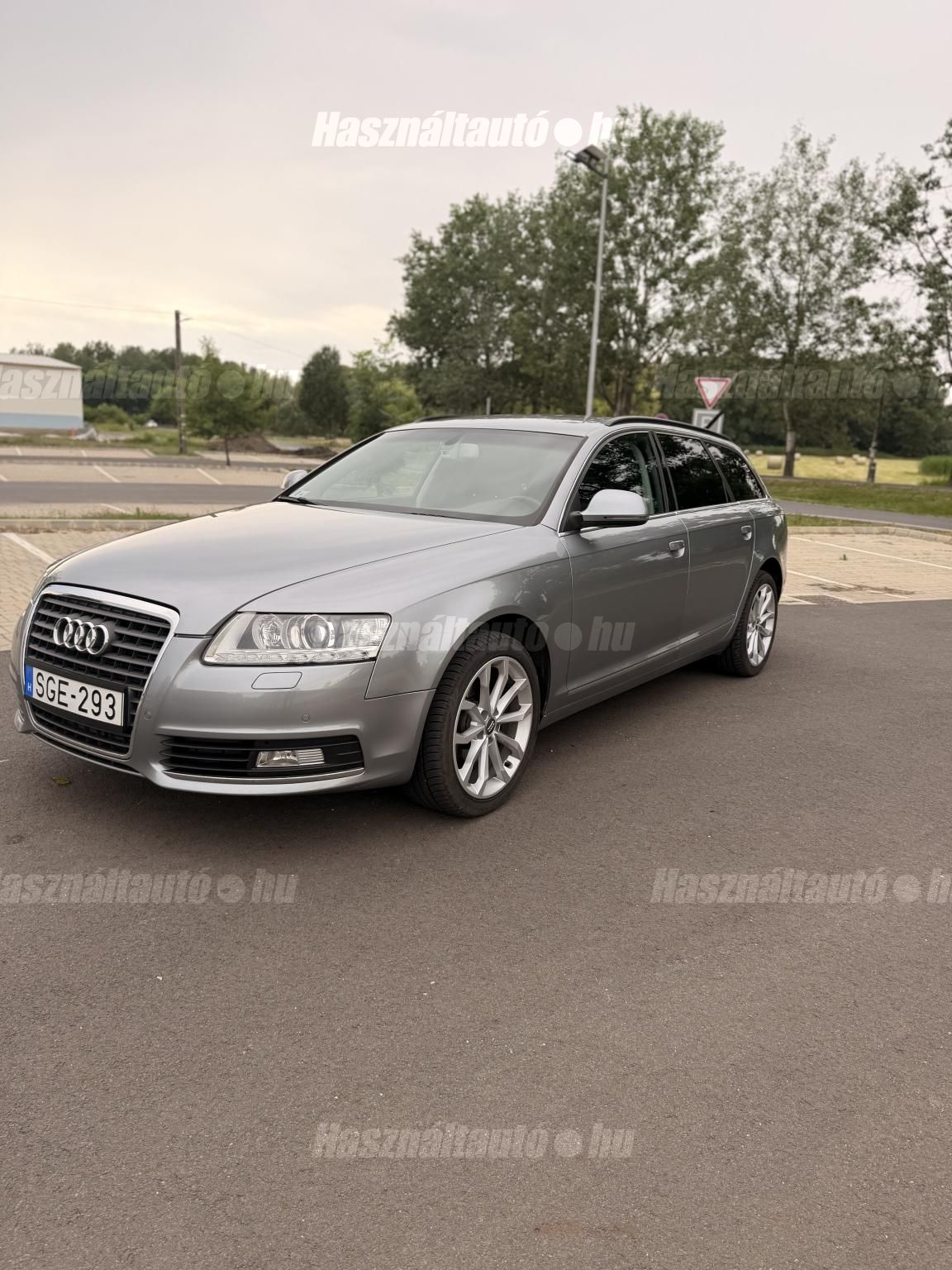 AUDI A6 2010 - 1
