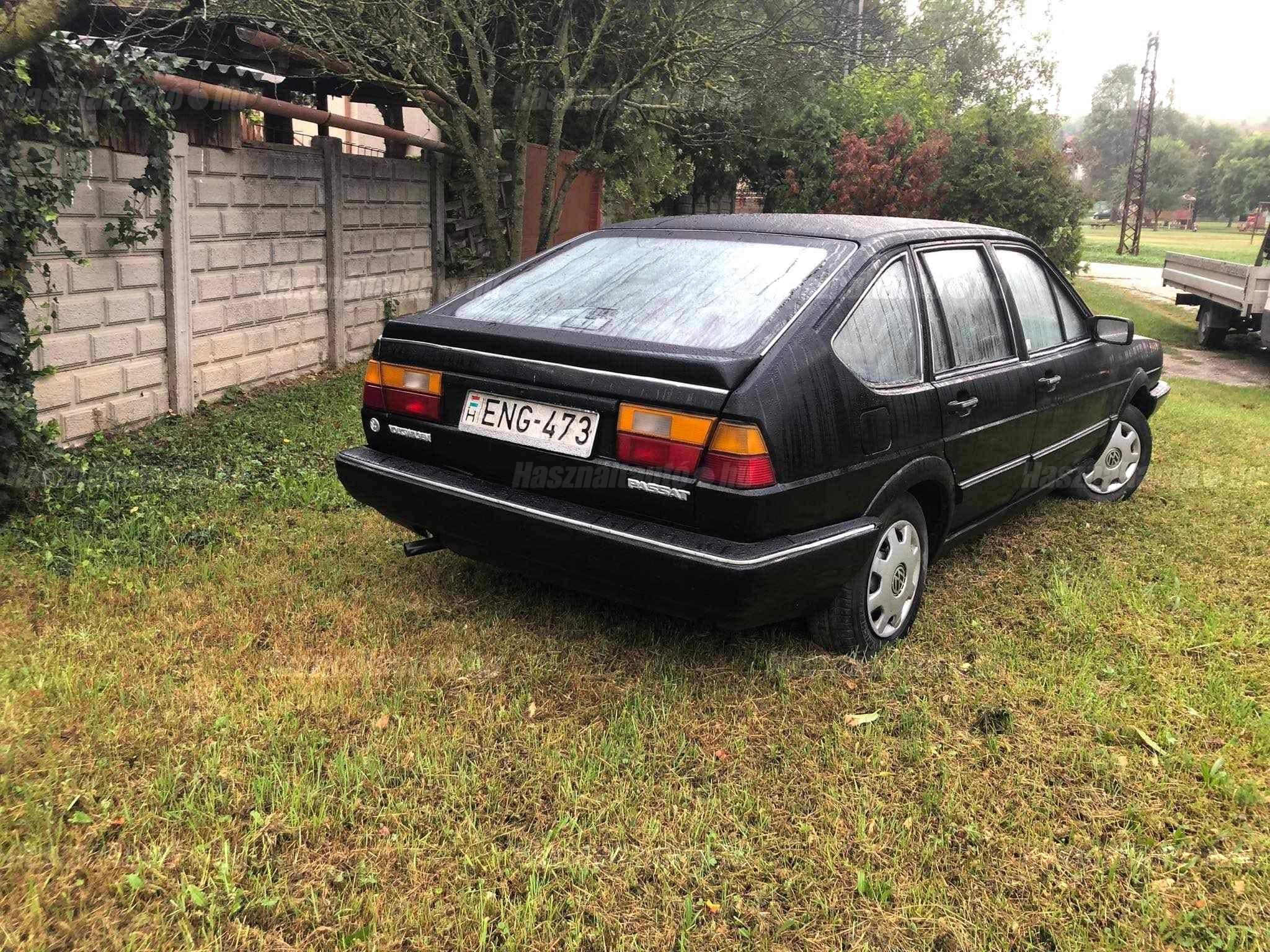 VOLKSWAGEN PASSAT 1985 - 1