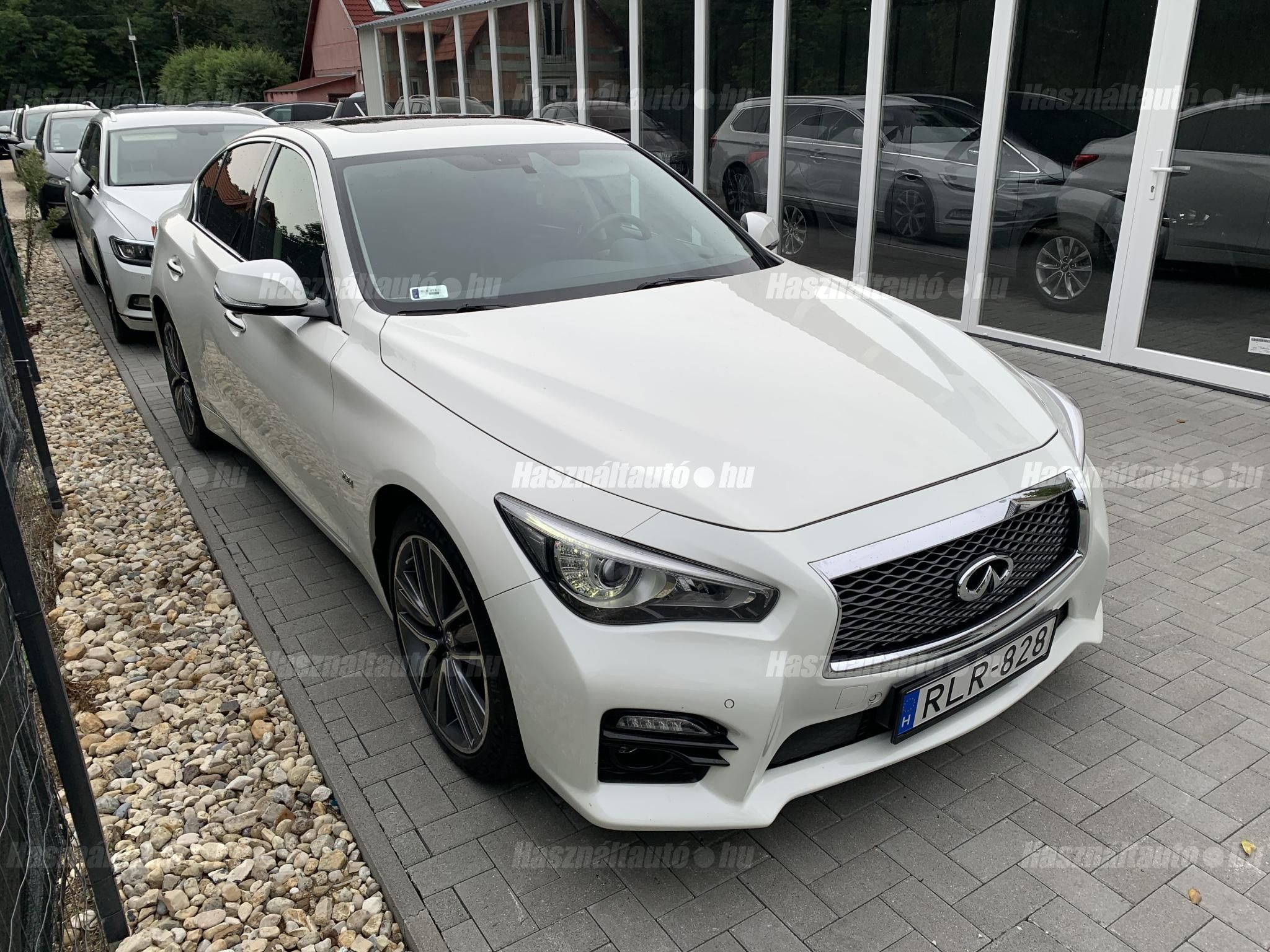 INFINITI Q50 2017/1 - 1