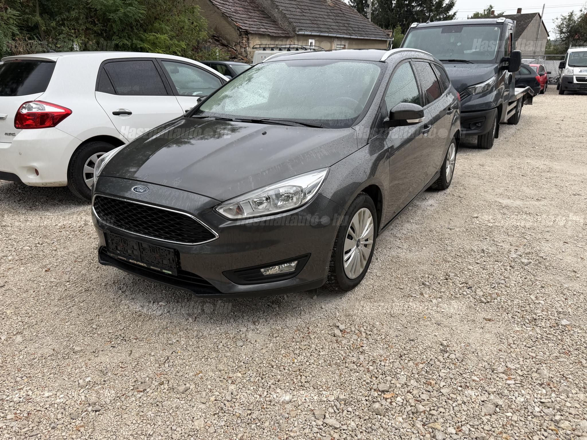 FORD FOCUS 2016/9 - 1