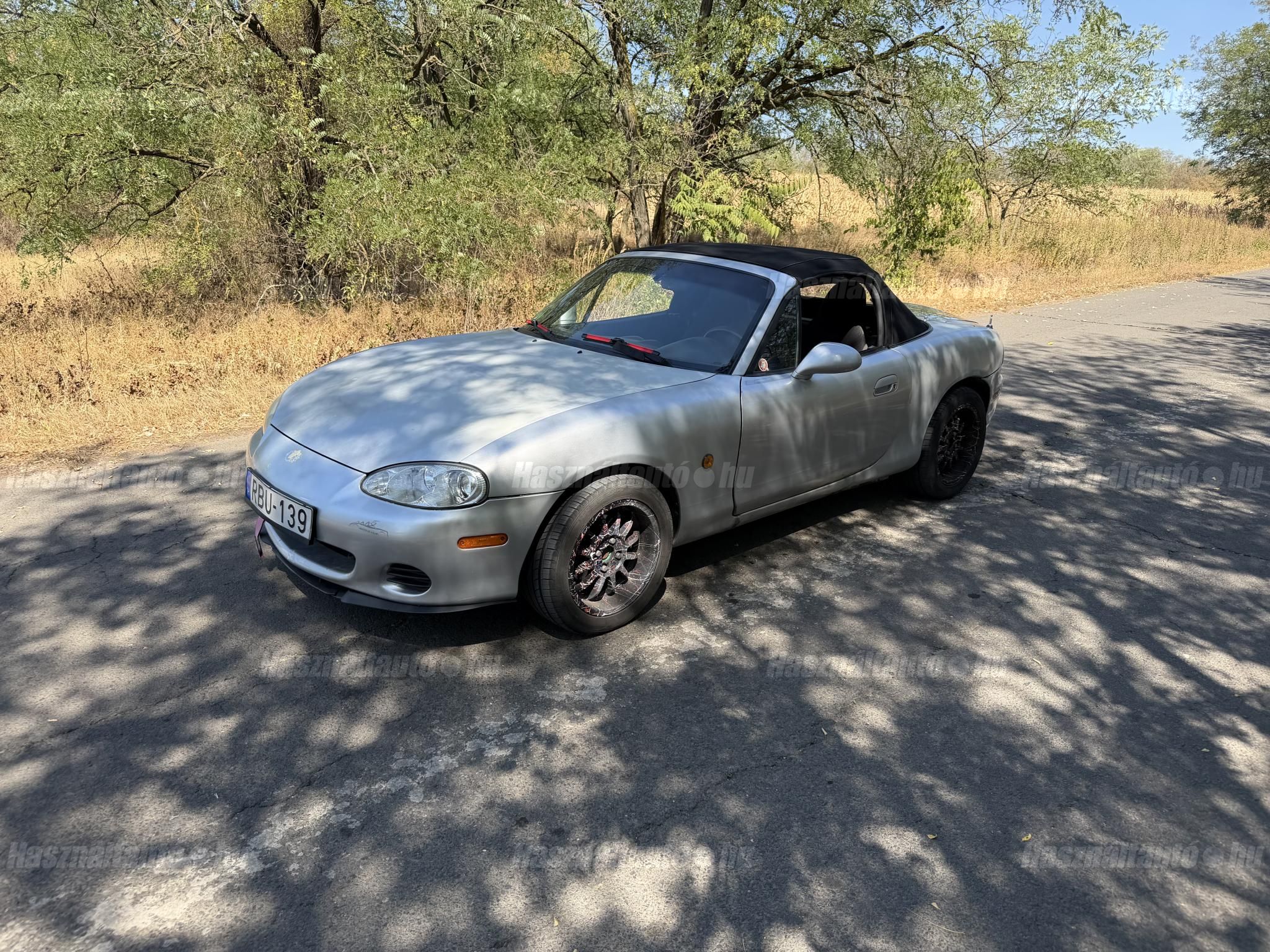 MAZDA MX-5 2001/11 - 1