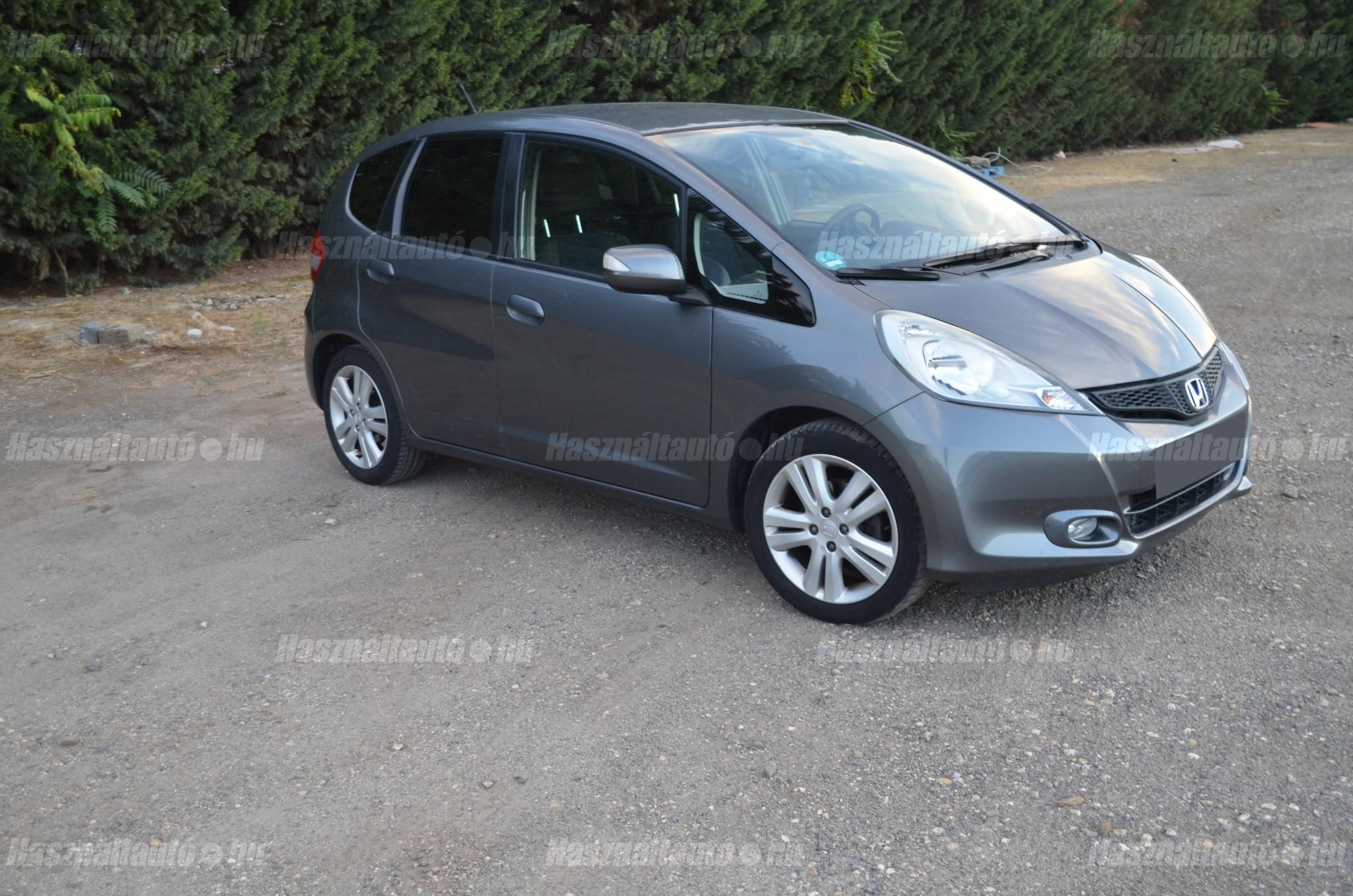 HONDA JAZZ 2013/8 - 1