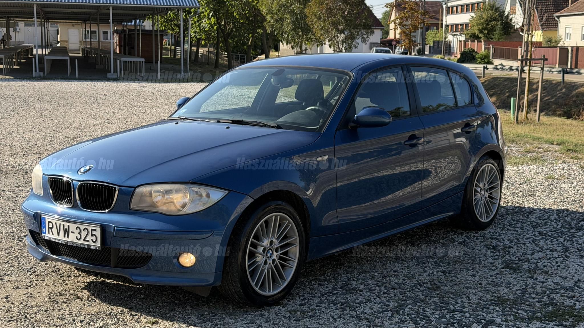 BMW 118 2006/12 - 1