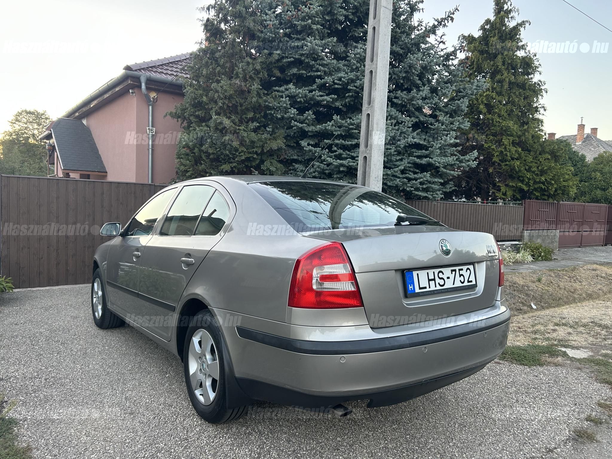 SKODA OCTAVIA 2008/8 - 1