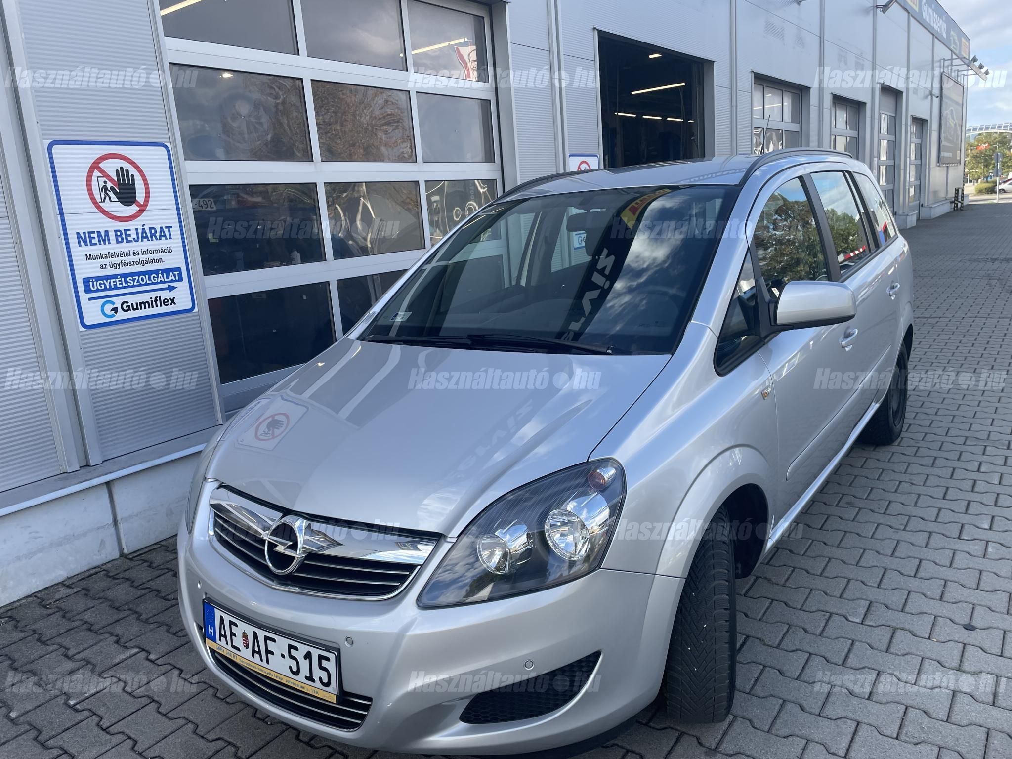 OPEL ZAFIRA 2012/3 - 1