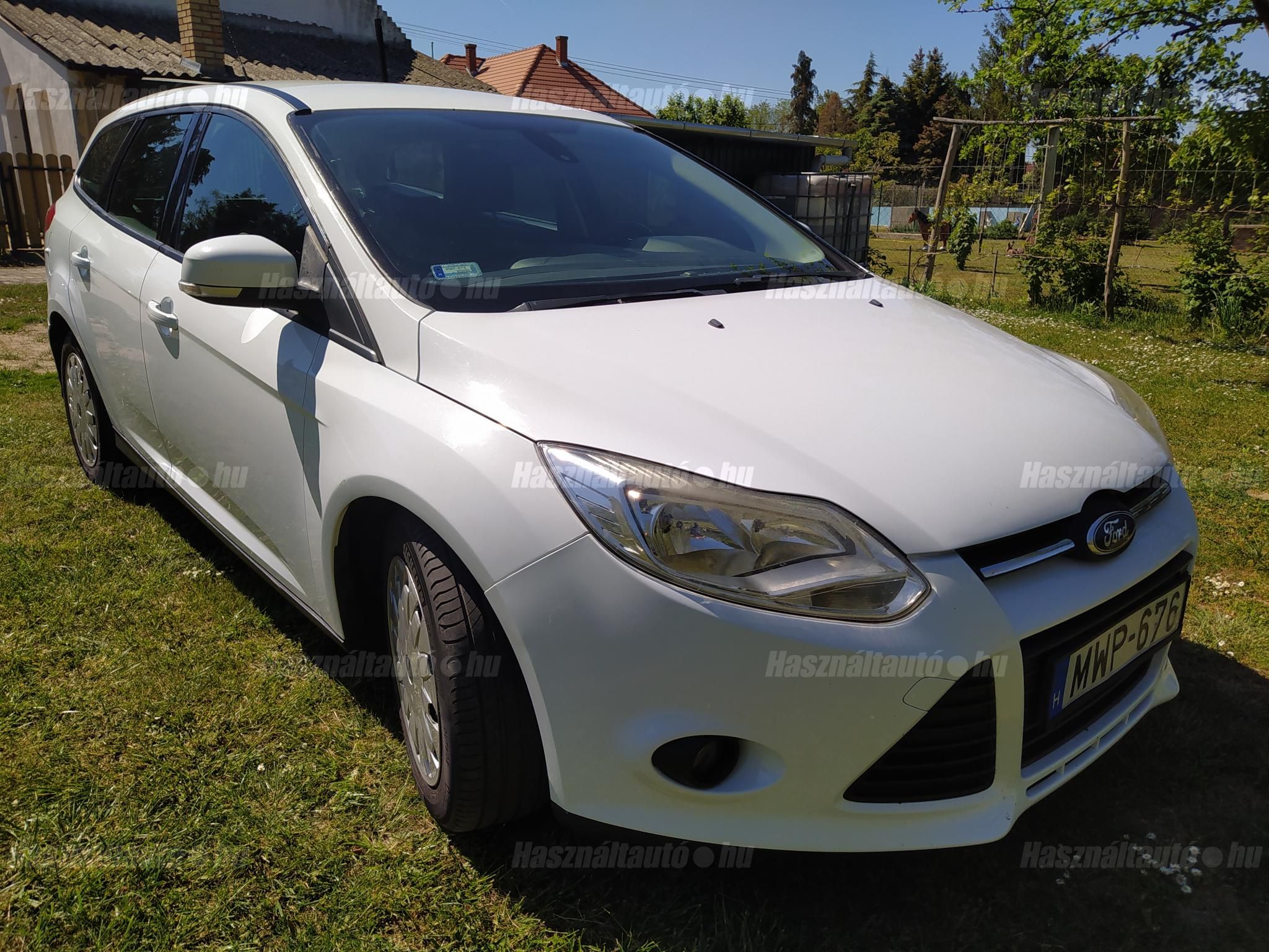 FORD FOCUS 2014/9 - 1