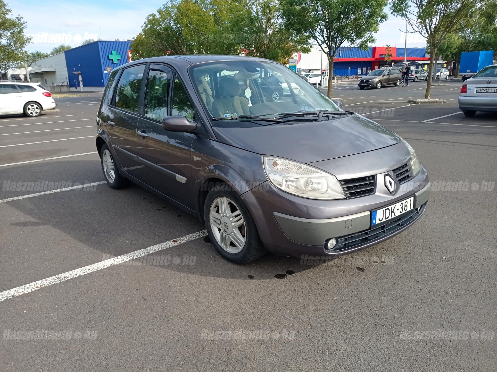 RENAULT SCENIC 2004/5 - 1