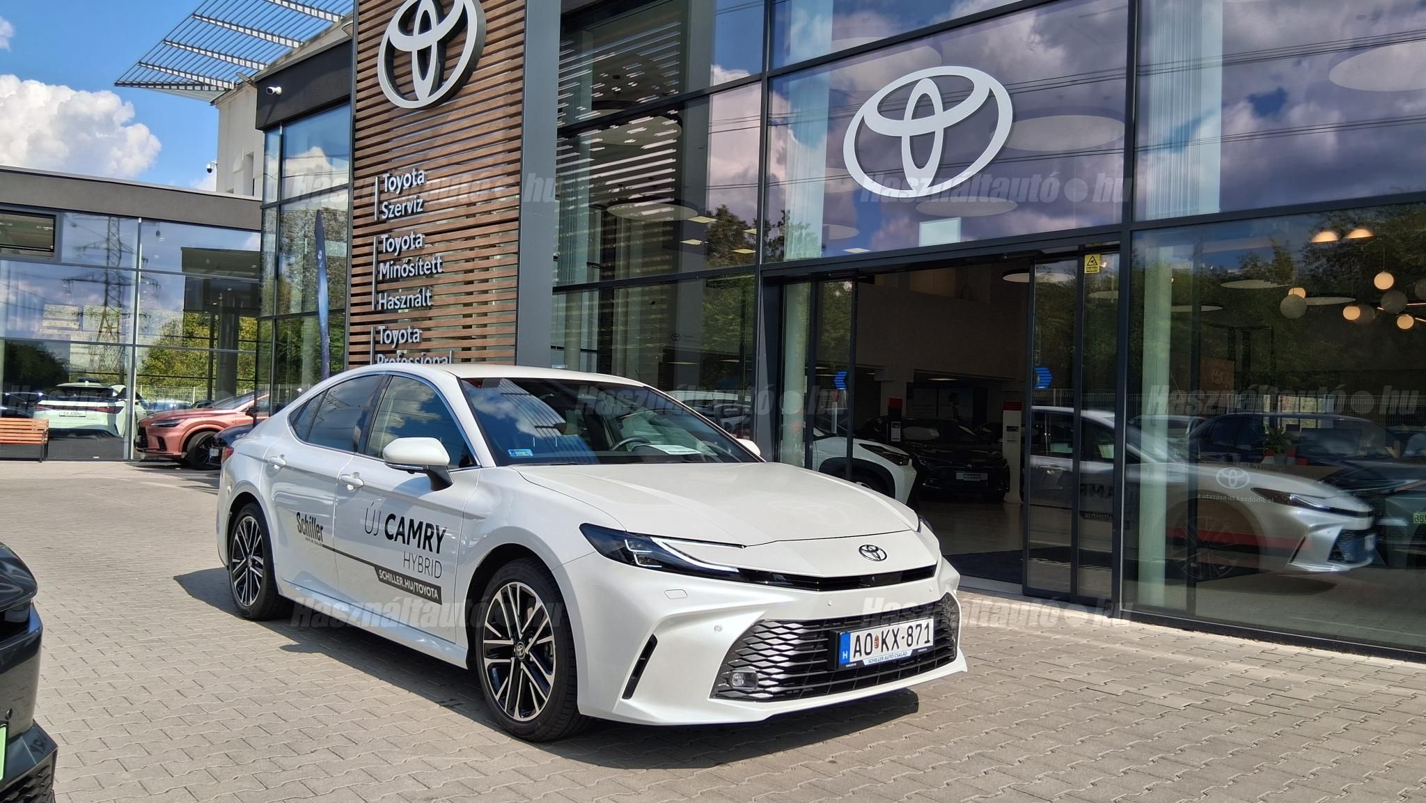 TOYOTA CAMRY 2026 - 1