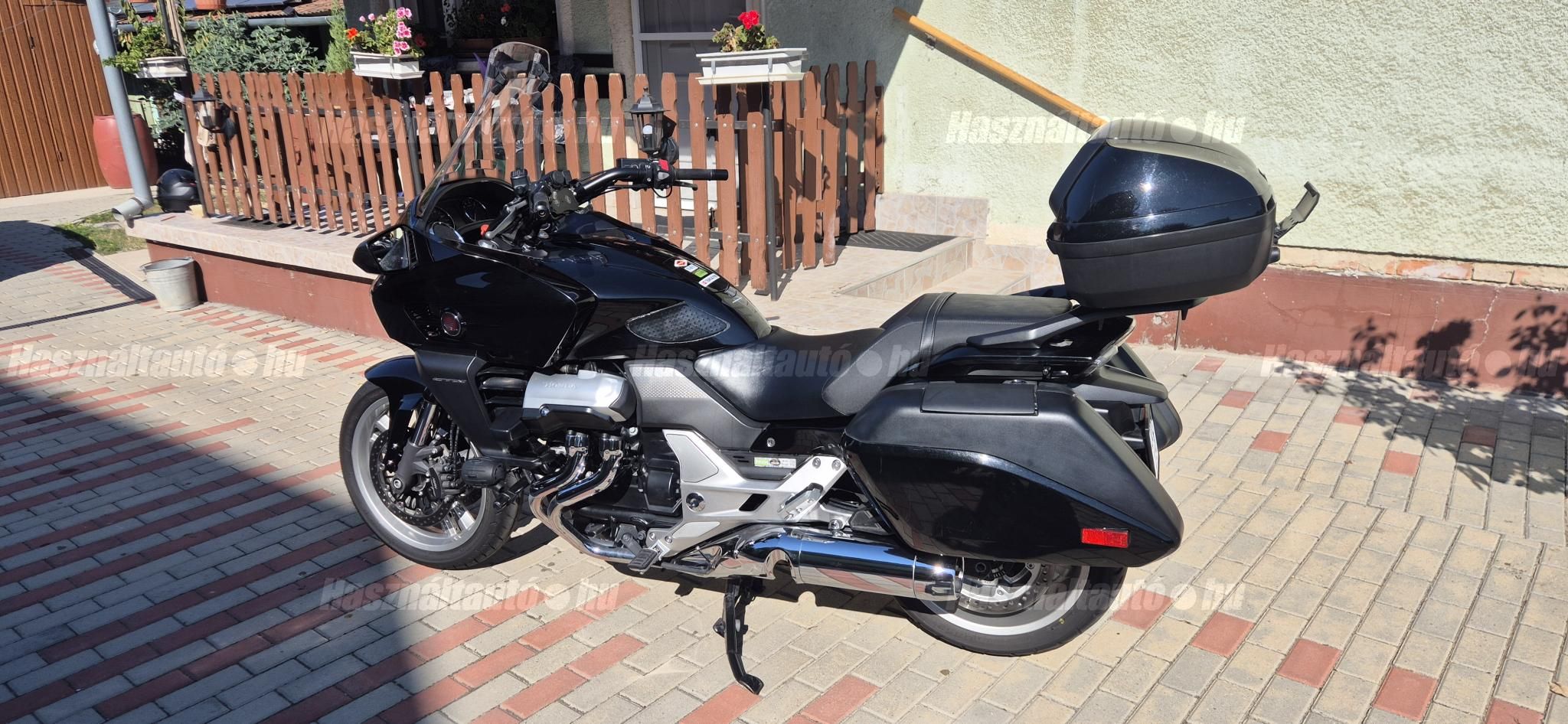 HONDA CTX 1300 2014/6 - 1