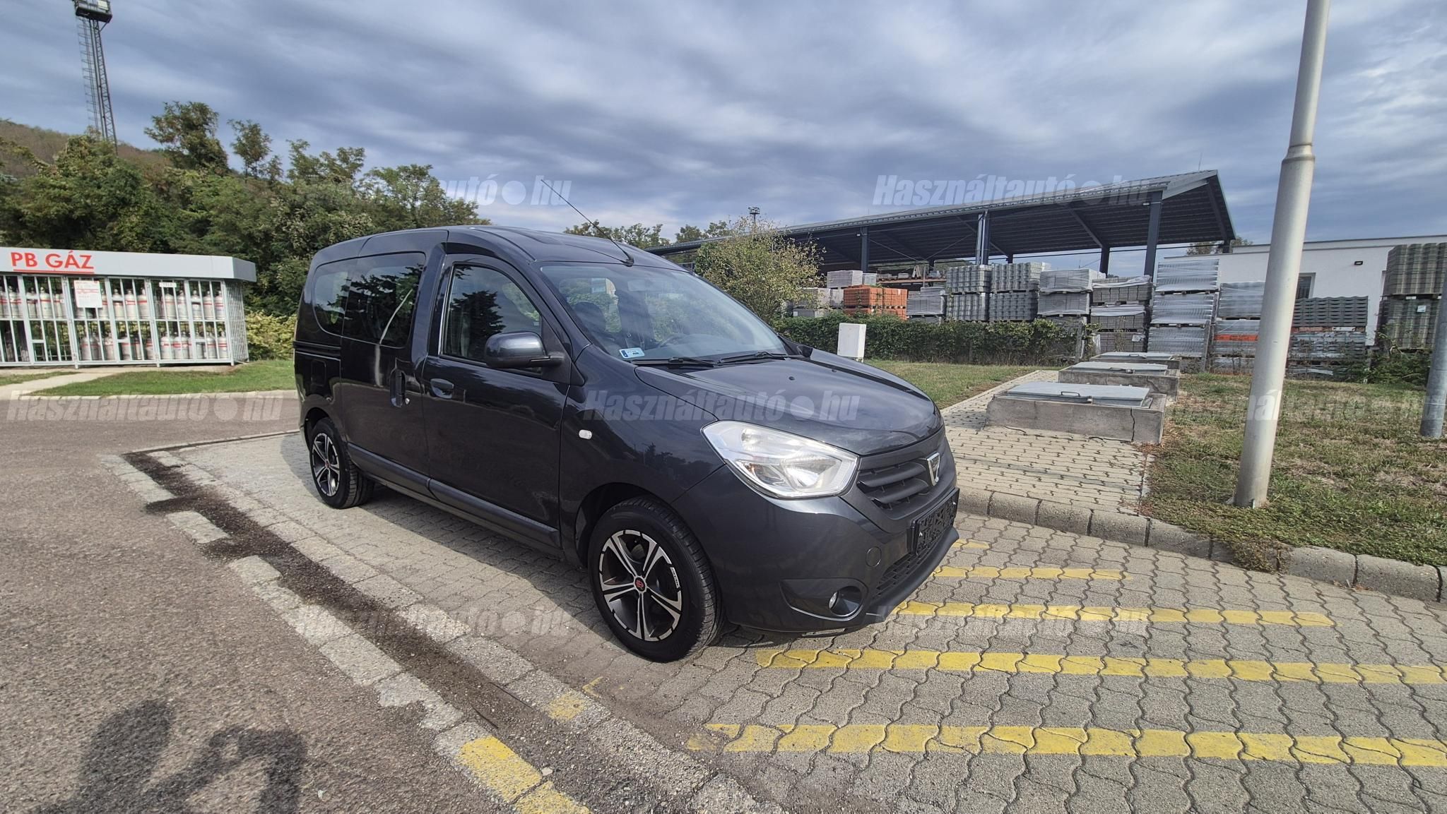 DACIA DOKKER 2013/1 - 1