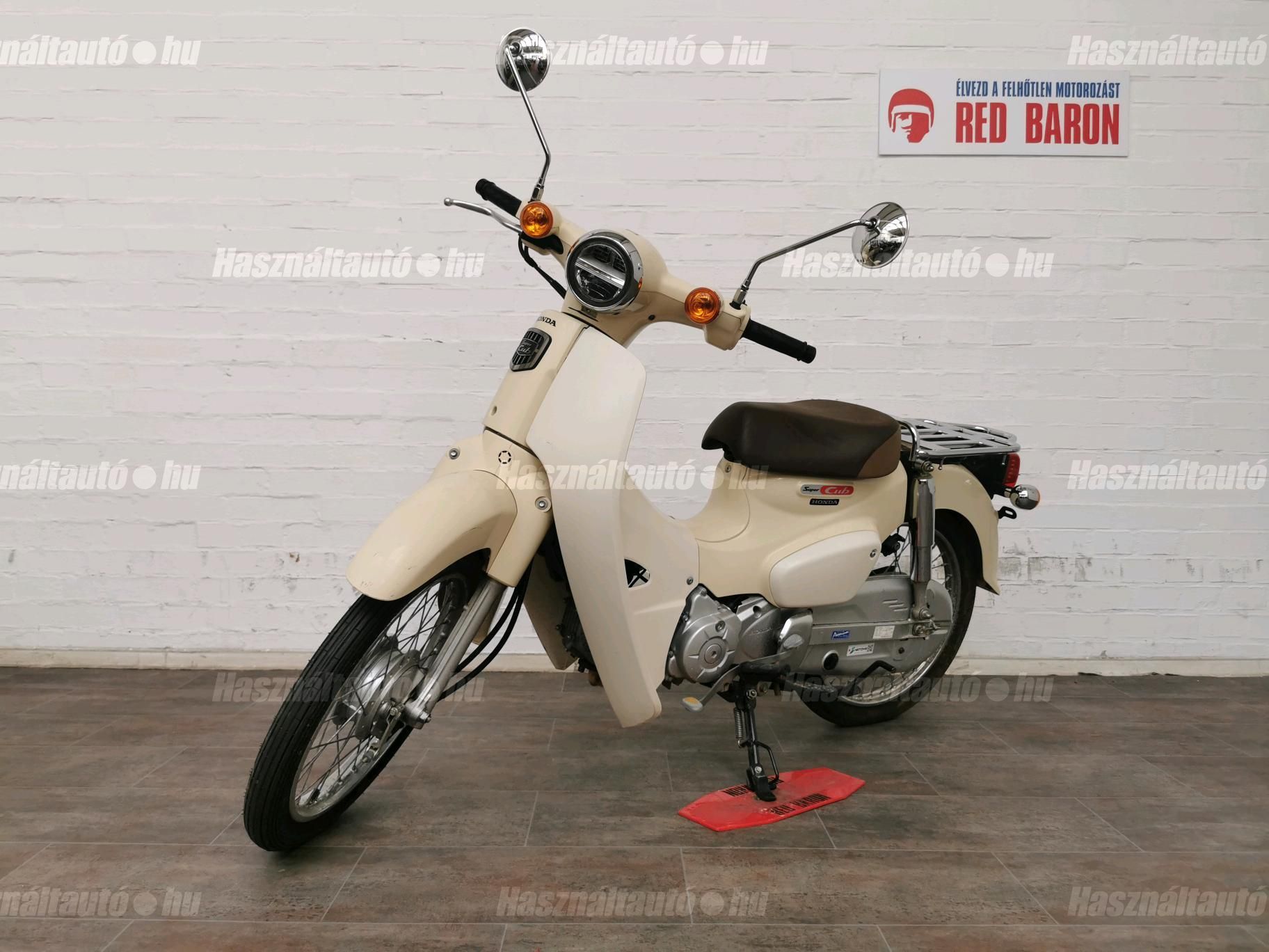 HONDA C 50 2018 - 1