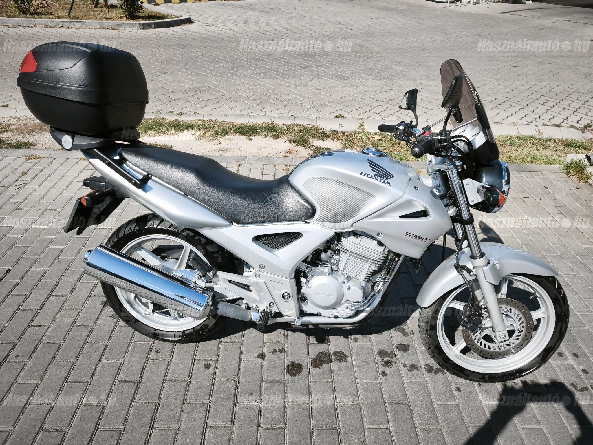 HONDA CBF 250 2007/3 - 1