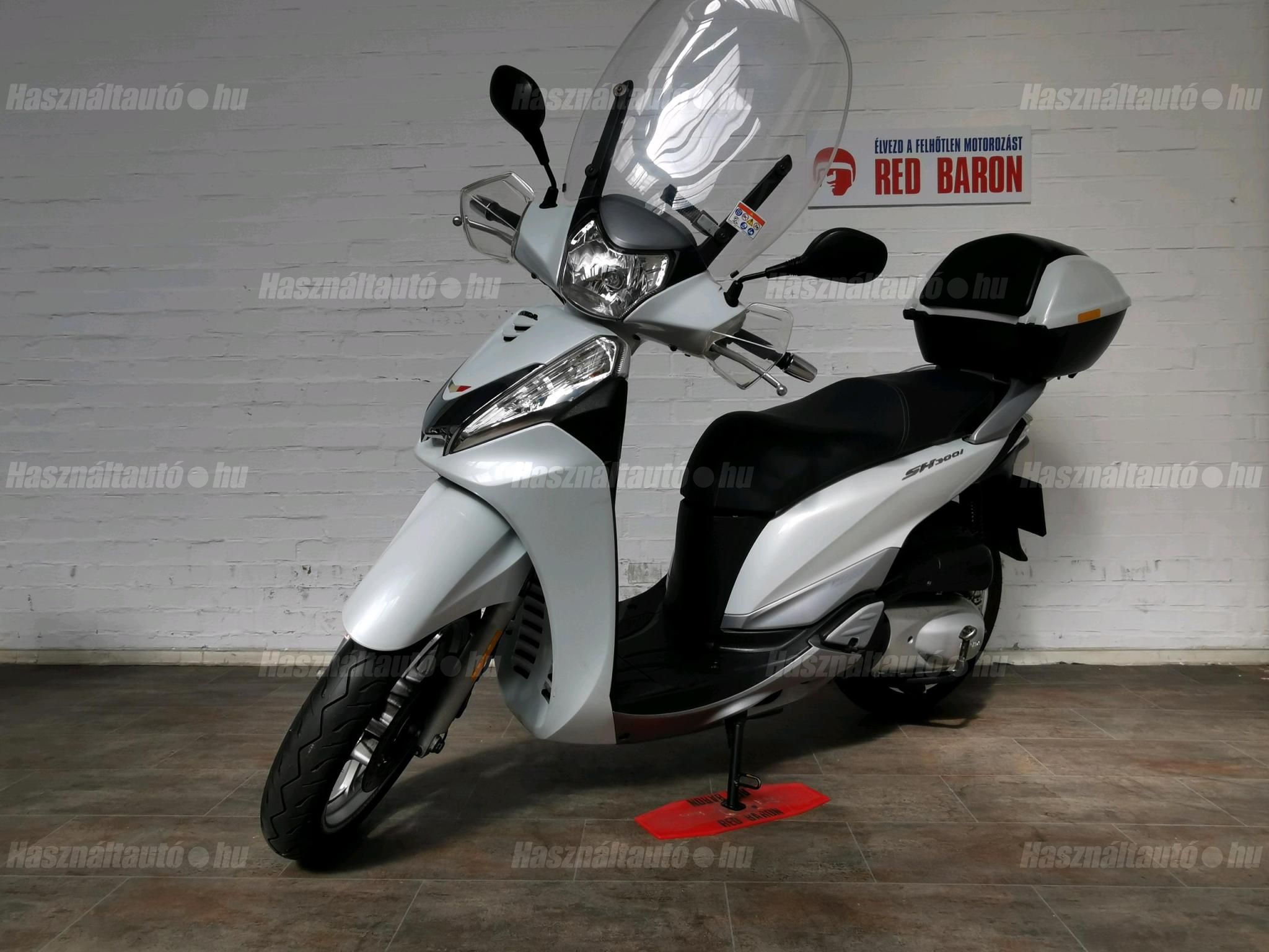 HONDA SH 300 2011 - 1