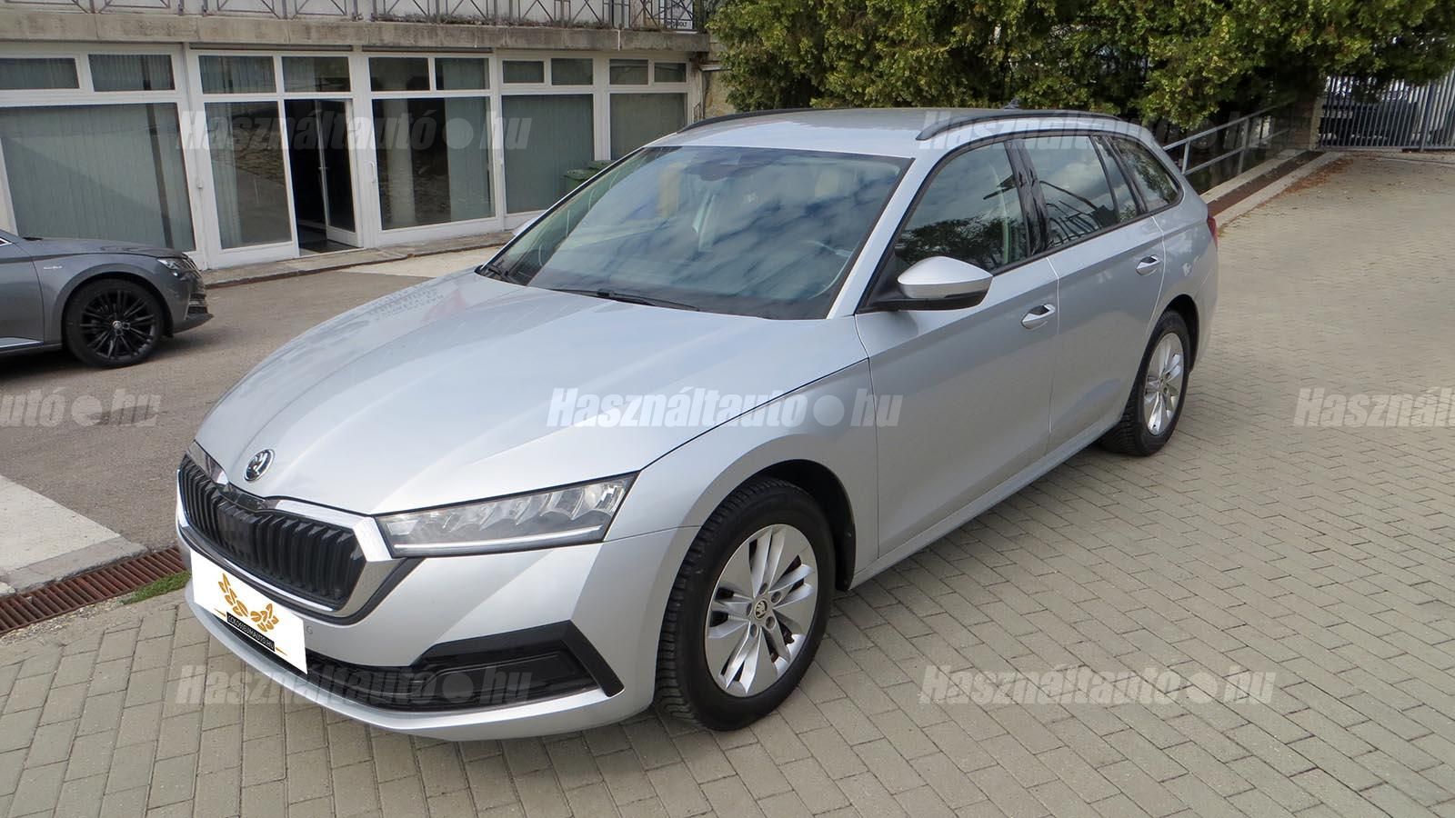 SKODA OCTAVIA 2023/5 - 1