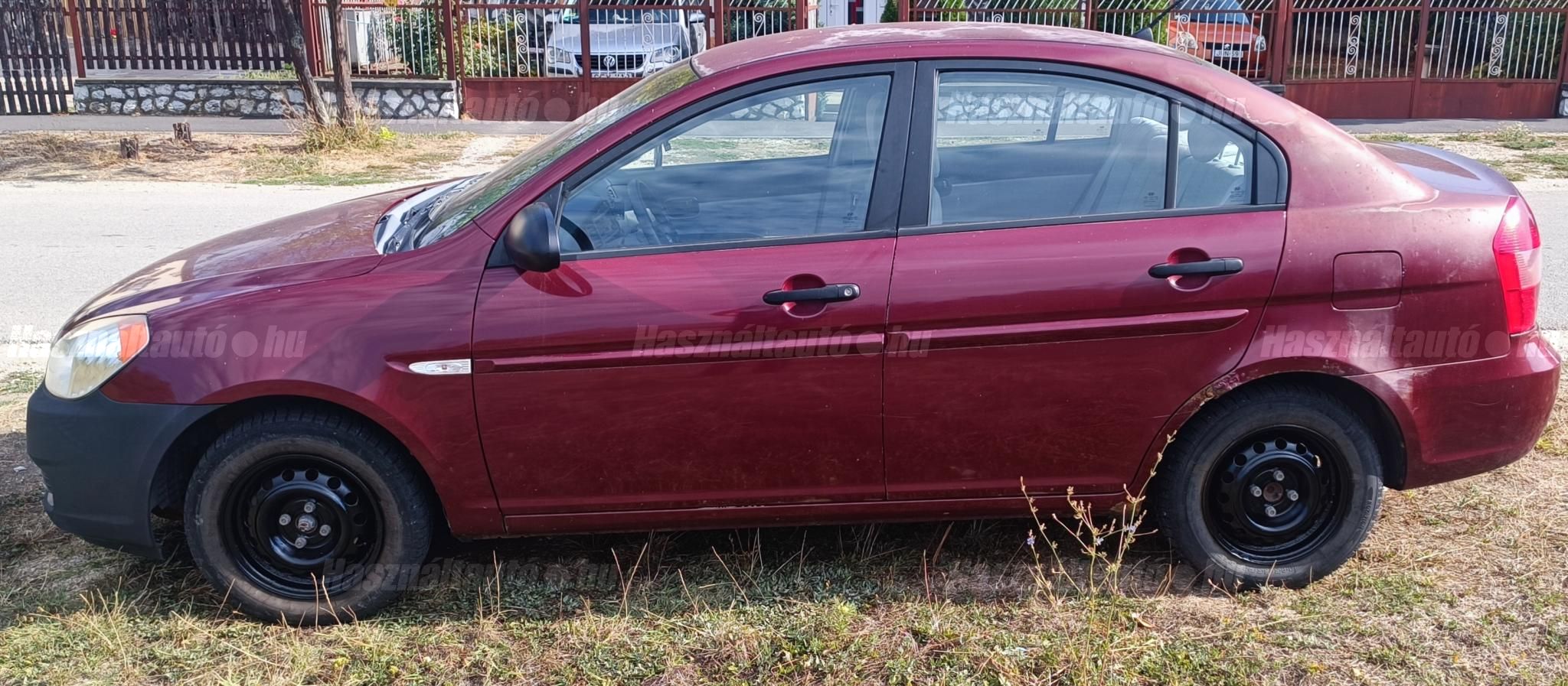 HYUNDAI ACCENT 2006/8 - 1
