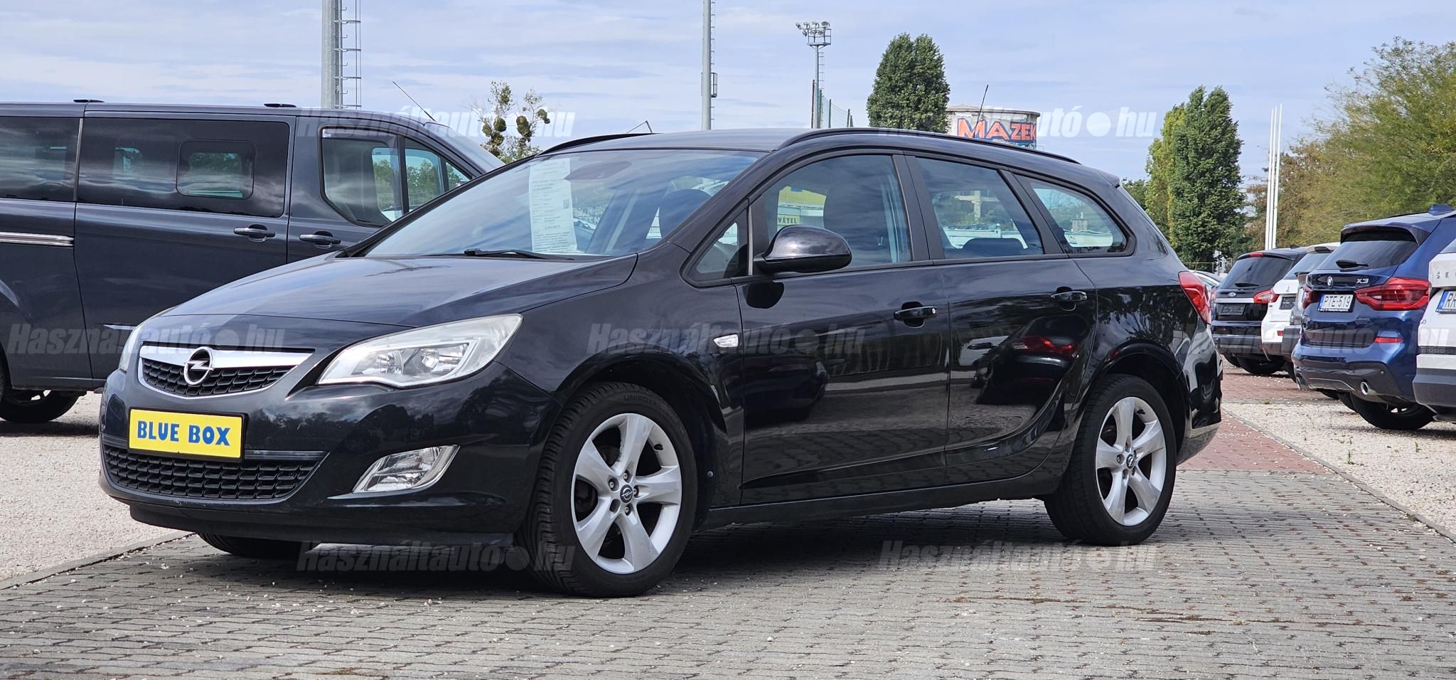 OPEL ASTRA J 2011/3 - 1