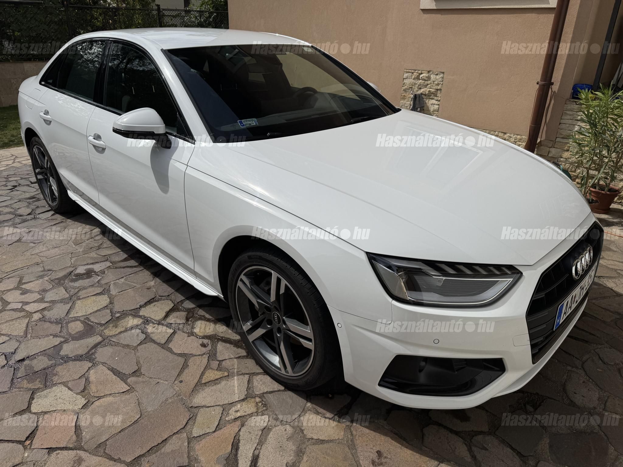 AUDI A4 2023/2 - 1