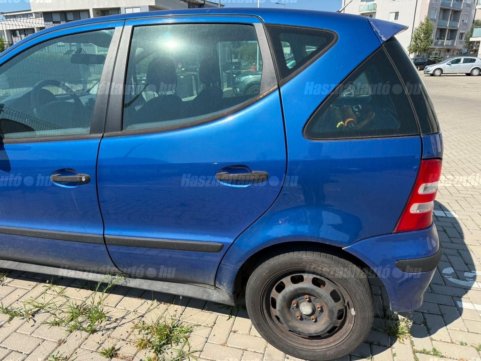 MERCEDES-BENZ A 140 2001/12 - 1
