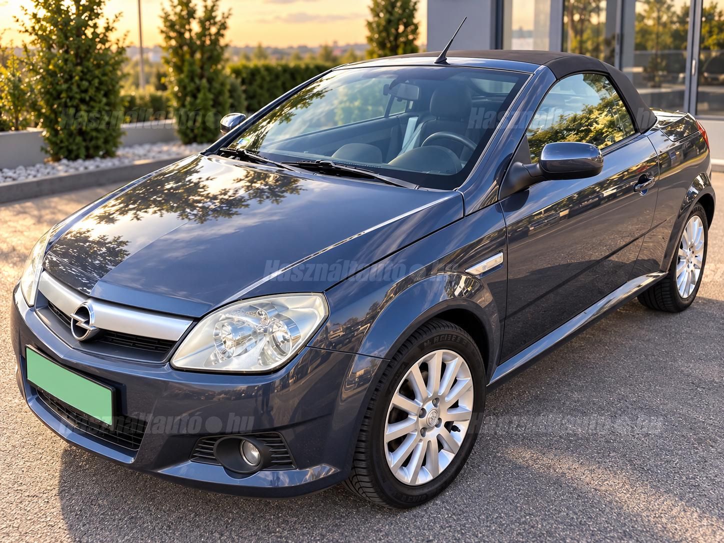 OPEL TIGRA 2009/8 - 1