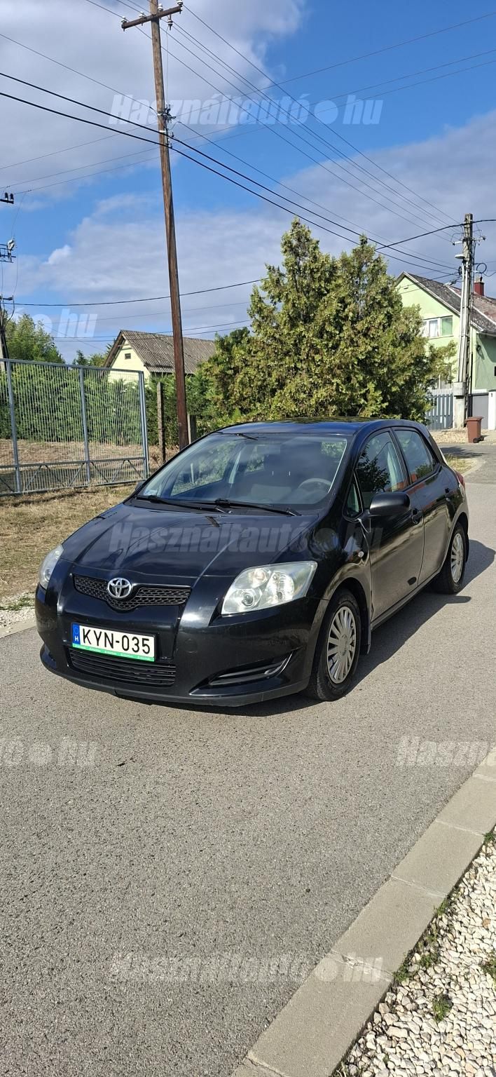 TOYOTA AURIS 2007/9 - 1
