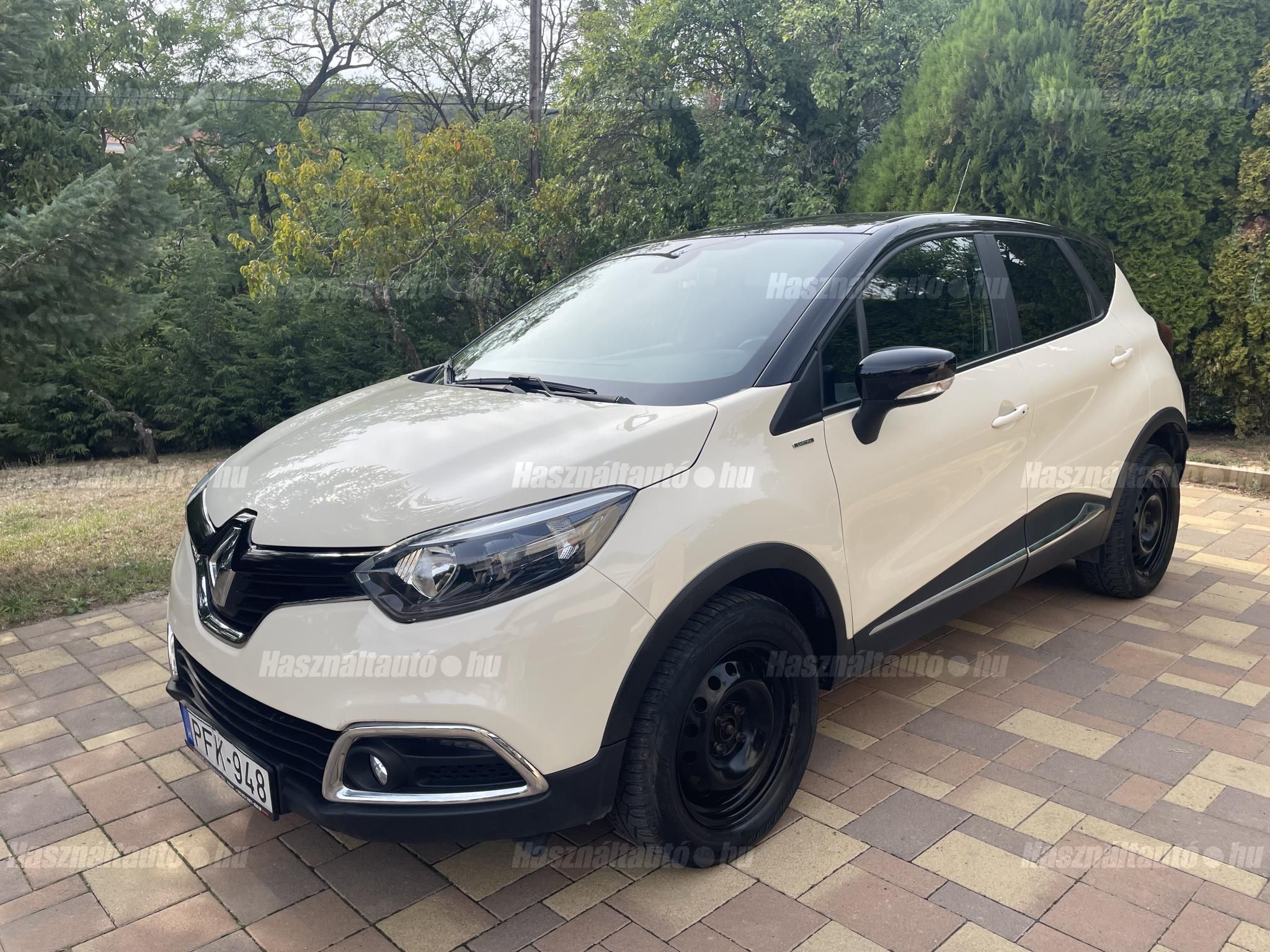 RENAULT CAPTUR 2017 - 1