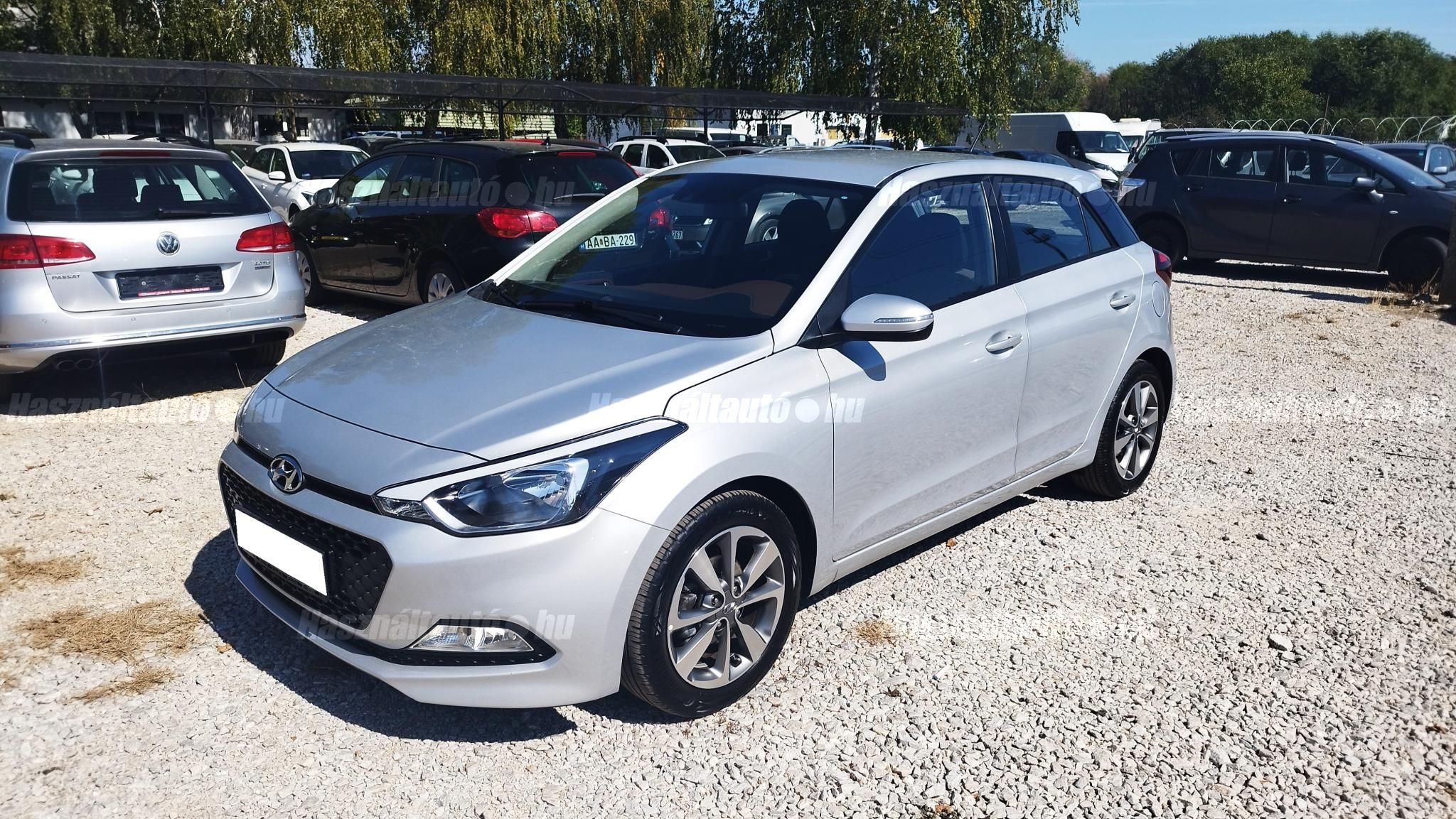 HYUNDAI I20 2015/10 - 1