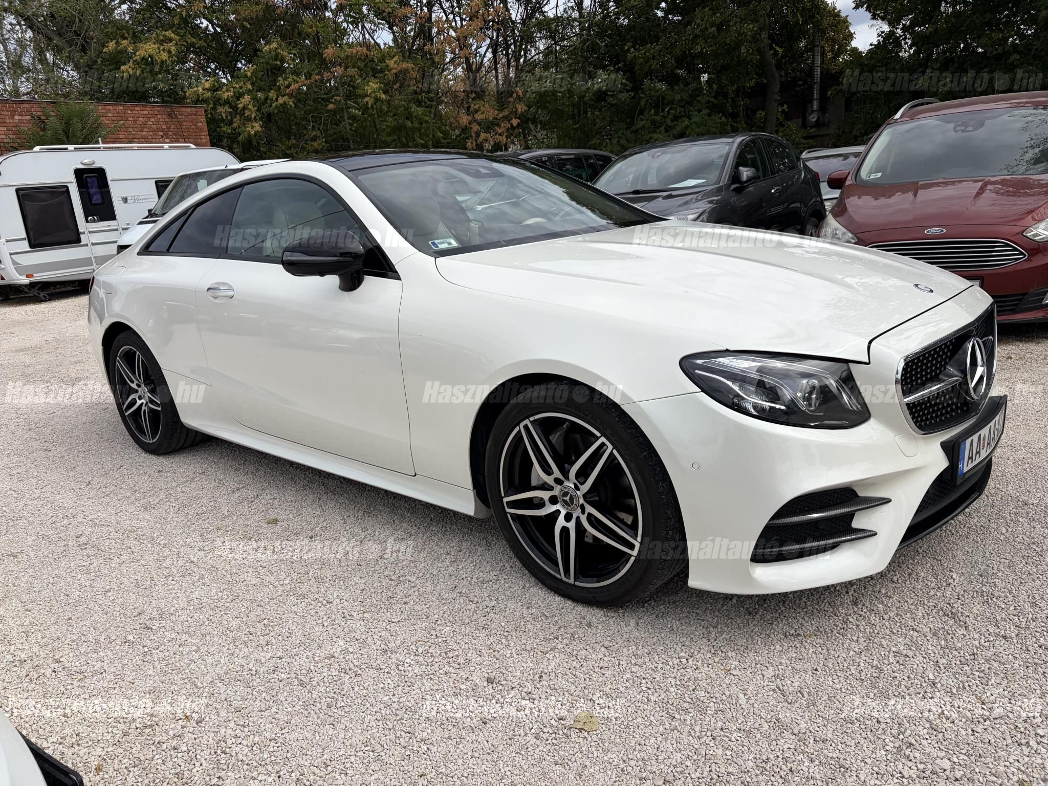 MERCEDES-BENZ E 220 2017/9 - 1