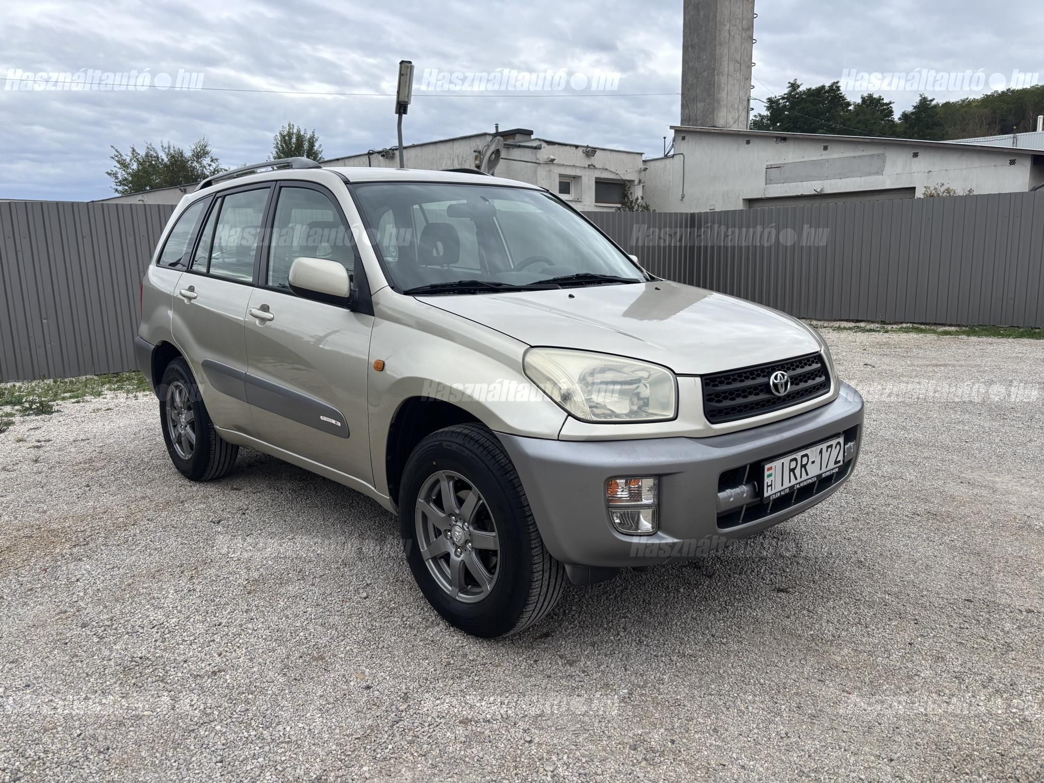 TOYOTA RAV 4 2003/8 - 1